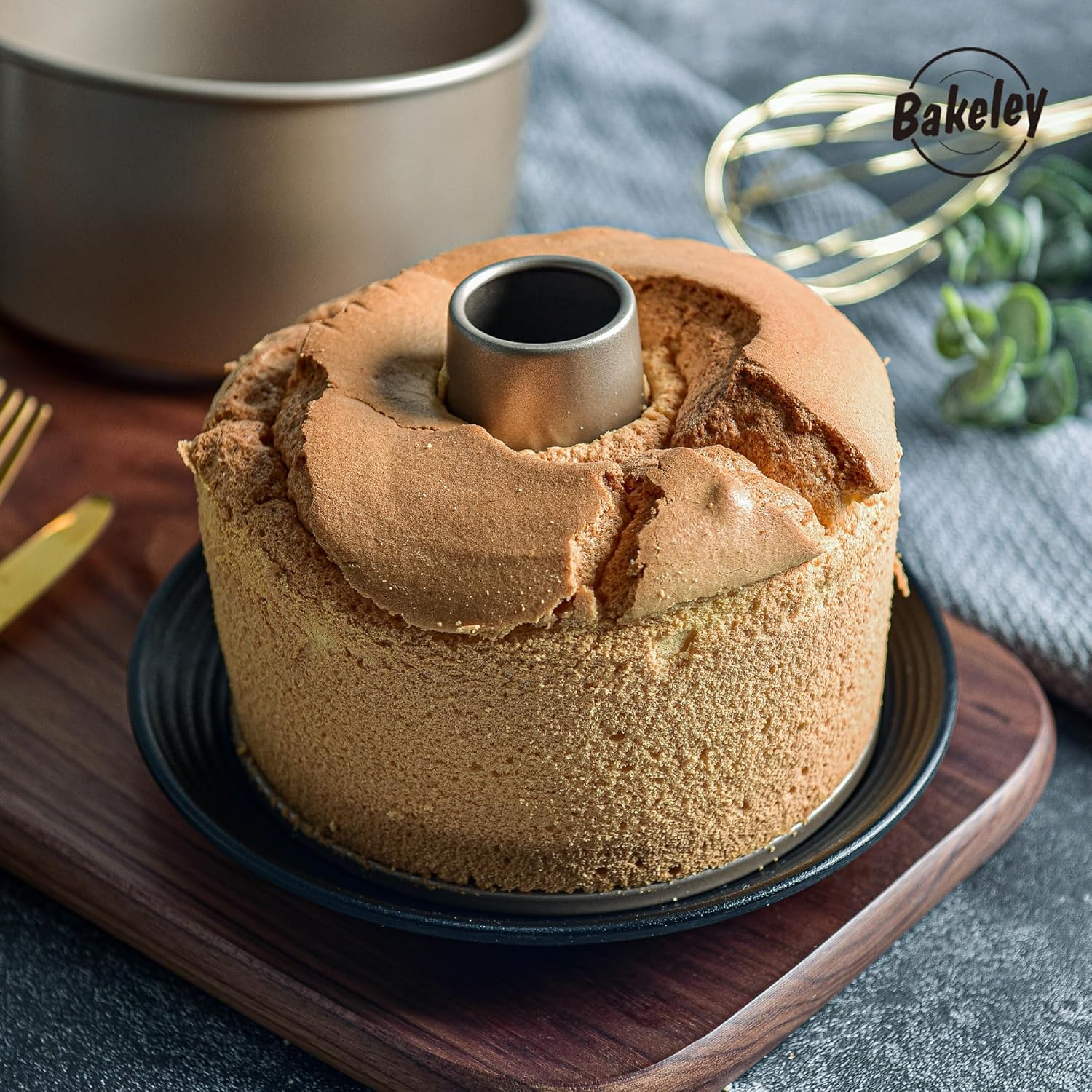 Angel Food Cake Pan, 8-Inch with Removable Loose Bottom Non-Stick Chiffon Tube Pan for Oven and Instant Pot Baking (Champagne Gold) - Image 4