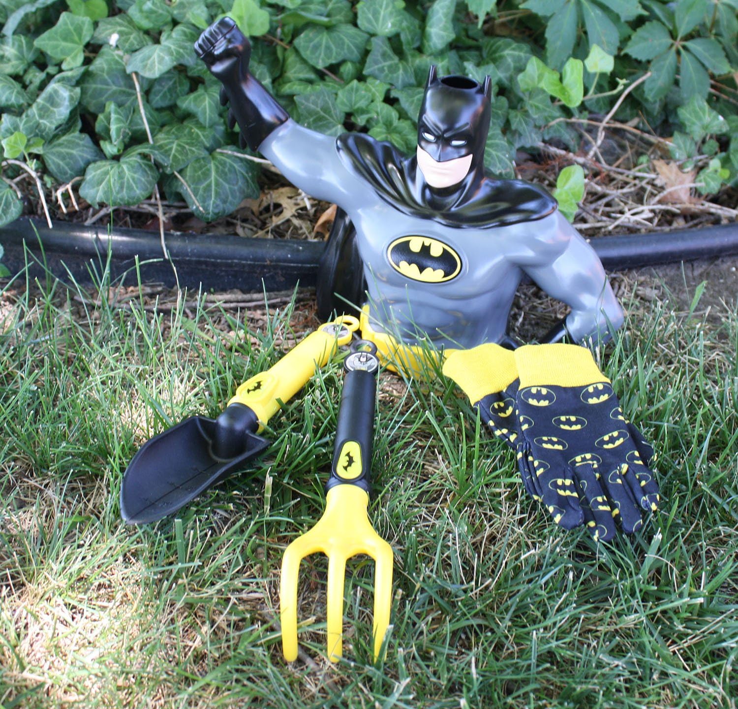 MidWest SFB420KH8 Batman Watering Can, Kids