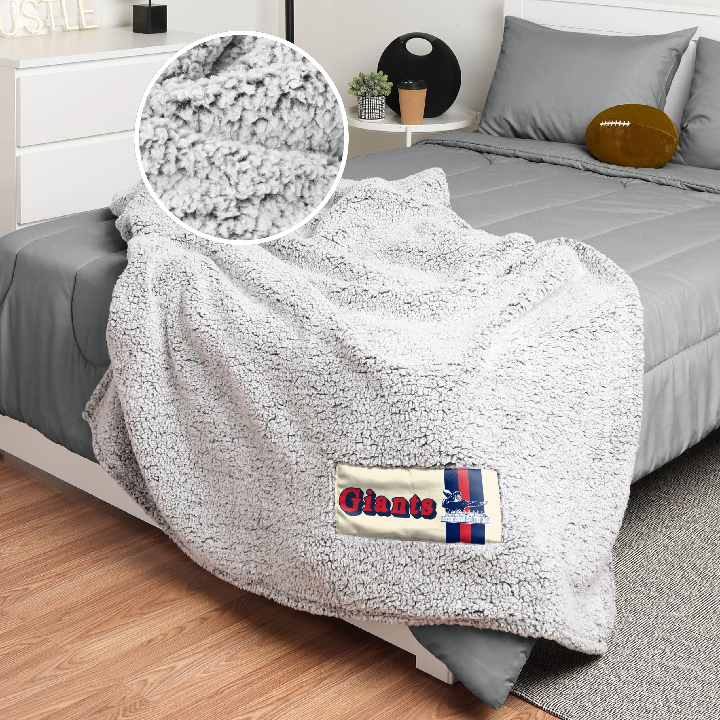 FOCO NFL Team Color Big Logo Cloud Sherpa Blanket 60" X 70" Manta, Unisex