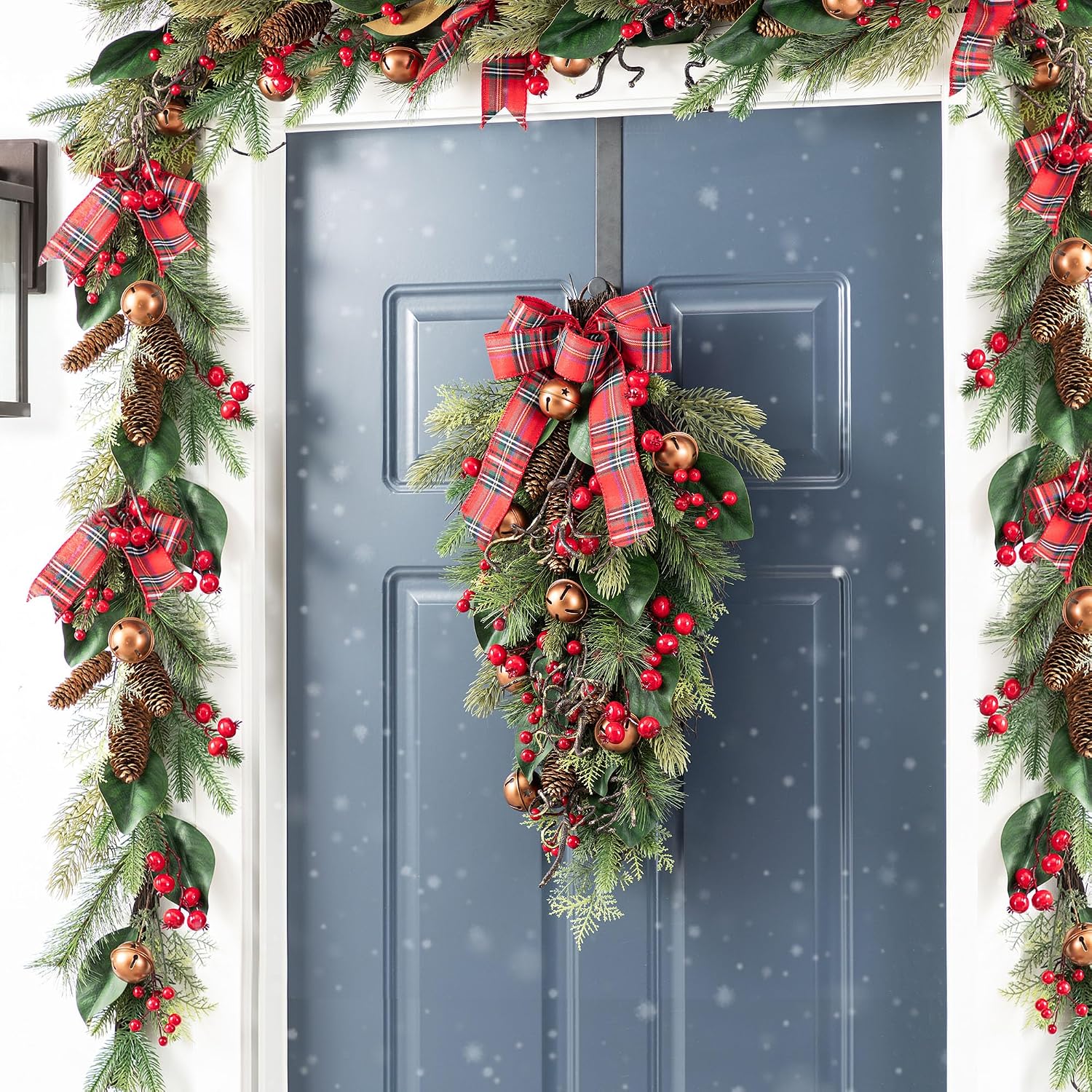 Glitzhome Christmas Teardrop Swag, 28 Inch Holiday Decor with Bells Pinecones Berries, Plaid Bow for Front Door Wall Indoor Outdoor Covered Porch