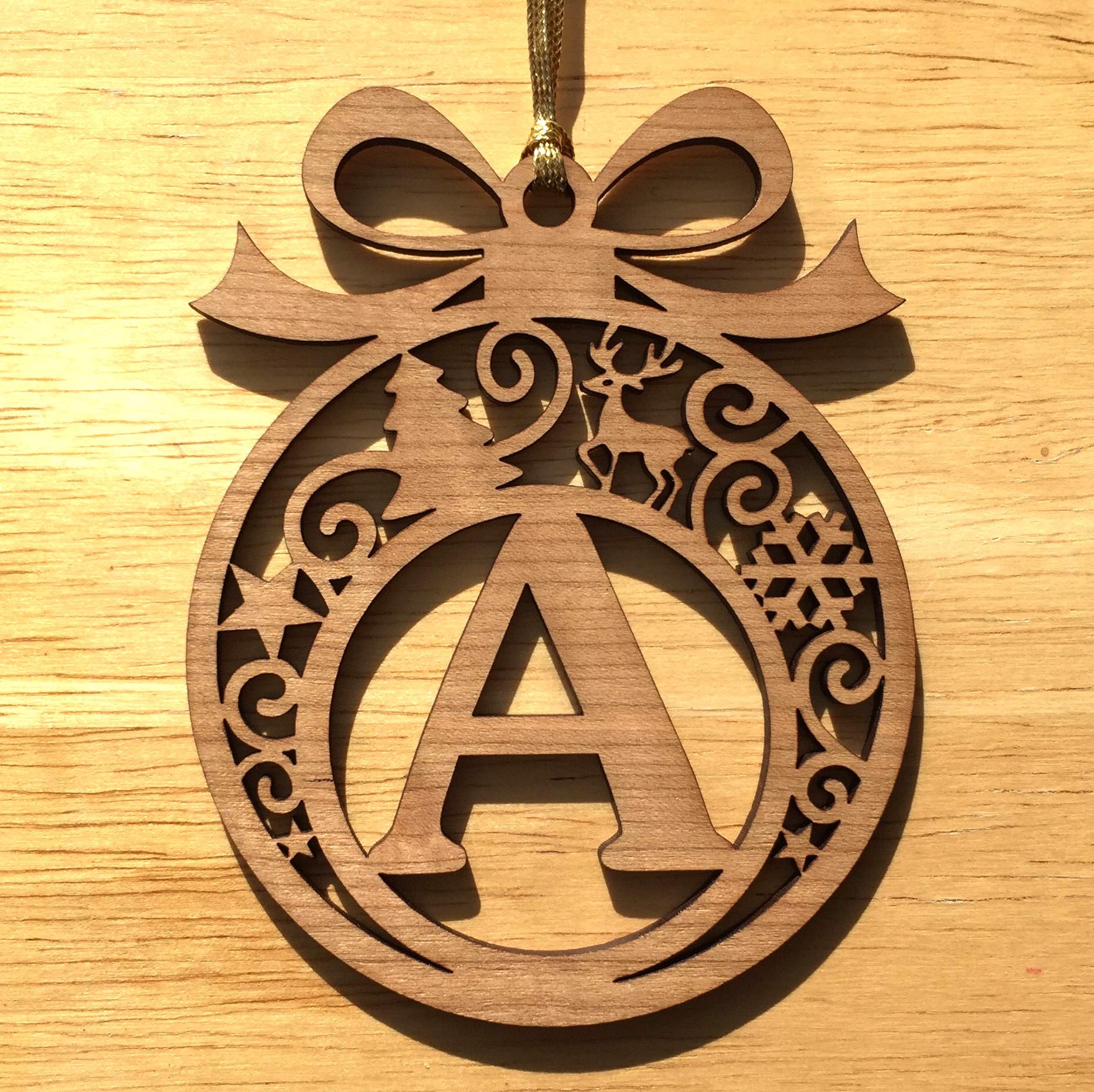 Personalised Christmas tree bauble decoration pendant ornament: Letter W, Natural Wood, Small - Image 4