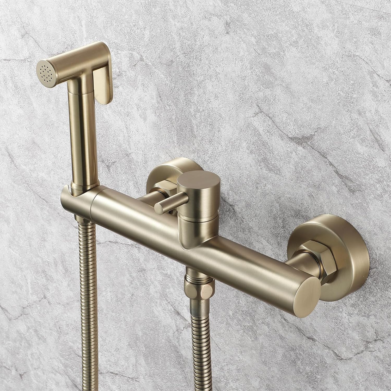 Bidet Sprayer, Brushed Gold Brass Douche Spray, Hot and Cold Bidet Sprayer, Circular Wall-Mounted Toilet Bidet Sprayer with 1.2m Hose and Two-in, One-Out Angle Valve (15cm Hole Distance)