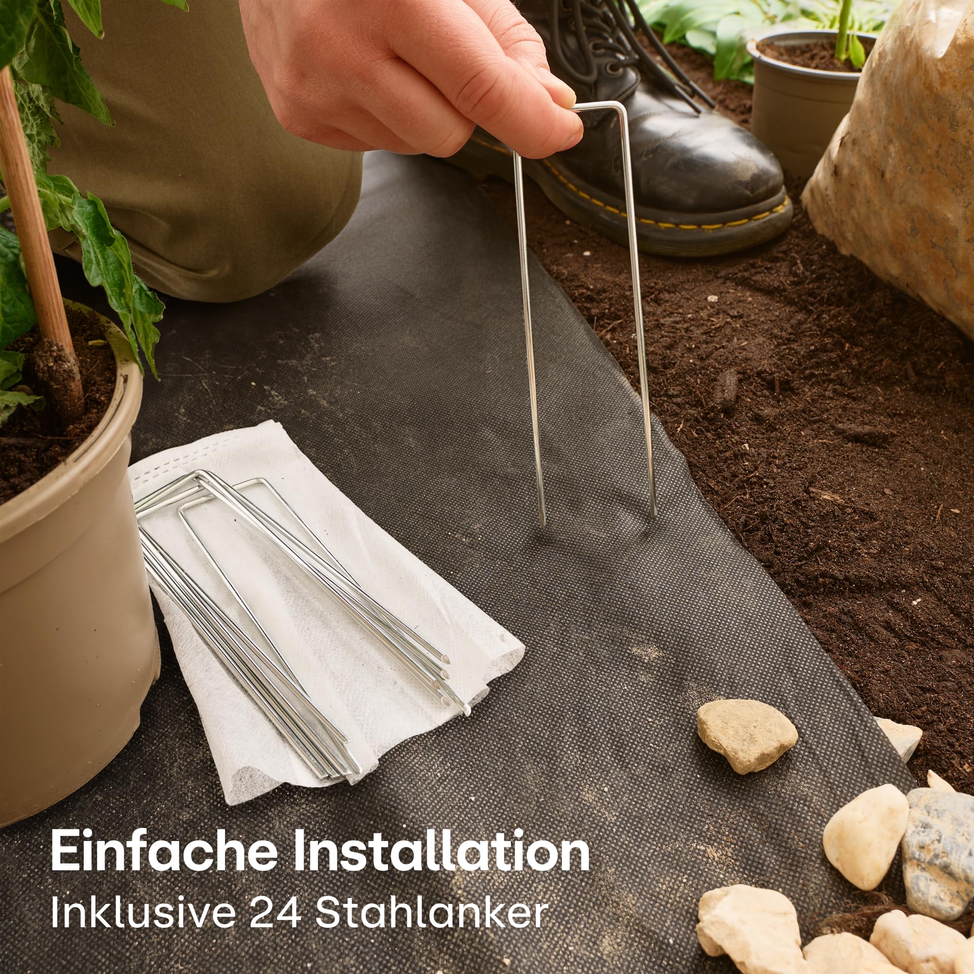 Praknu Unkrautvlies 100g/m2 Extra Stark - 50m2 - Unkrautfolie mit 24 Erdankern - Wasserdurchlässig & Reißfest - UV Stabil - Gartenvlies - Gartenfolie - Mulchfolie - Vlies gegen Unkraut - Unkrautmatte
