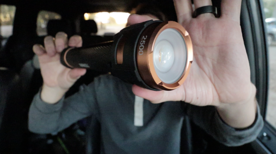 Best Variable Focus LED Flashlight | Duracell DuraBeam Ultra
