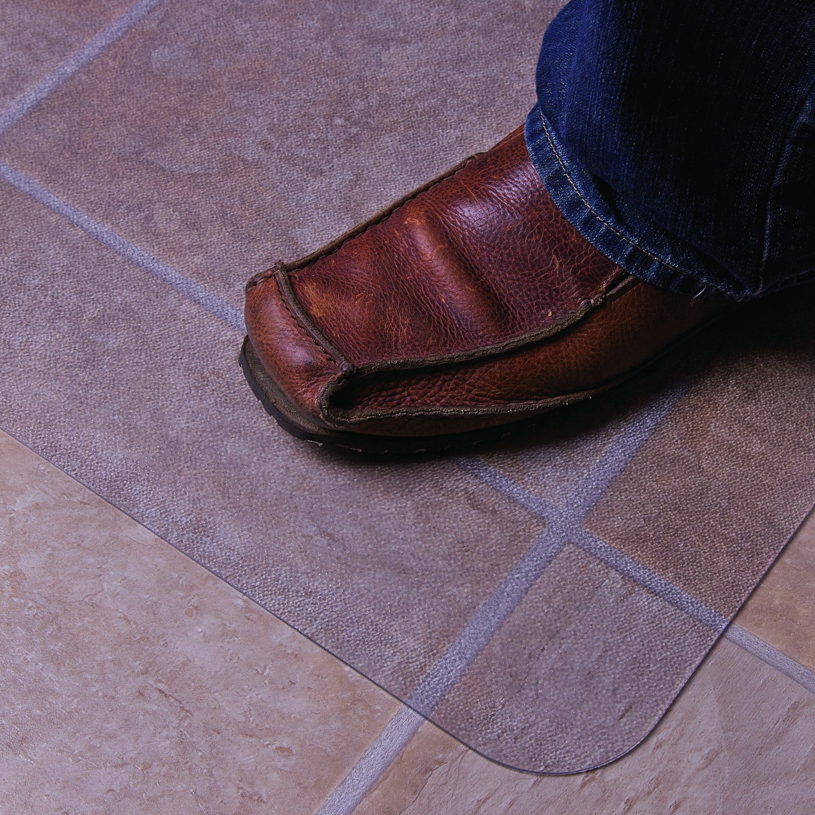 Floortex Bodenschutzmatte | Bürostuhlunterlage "valuemat" | 120 x 130 cm | aus phtalatfreiem Vinyl | transparent | rechteckig | TÜV zertifiziert | für Hartböden