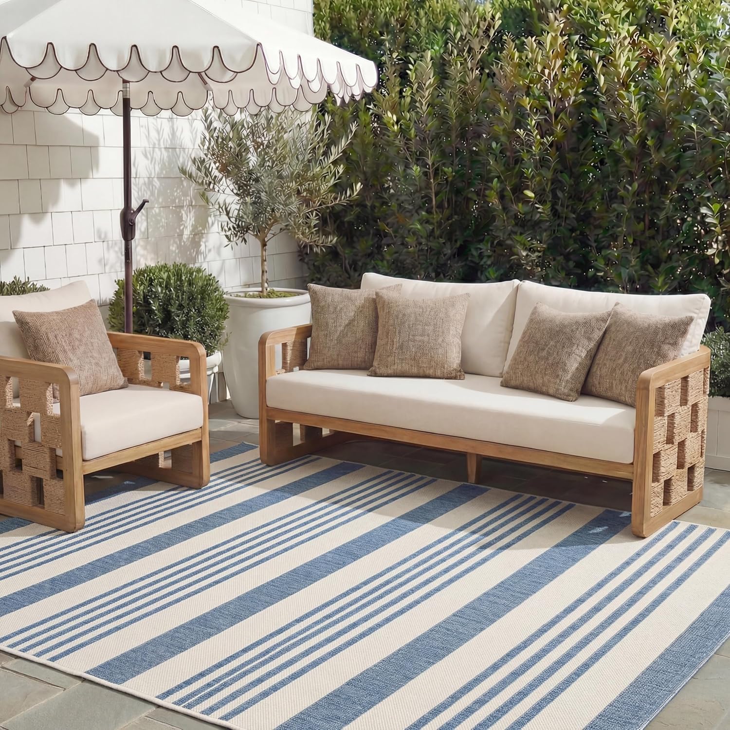 SAFAVIEH Washable Rug Outdoor Courtyard Collection - 6'7" x 9'6", Beige & Blue, Non-Shedding & Easy Cleaning, Ideal for Patio, Backyard, Mudroom (CY6062-233)
