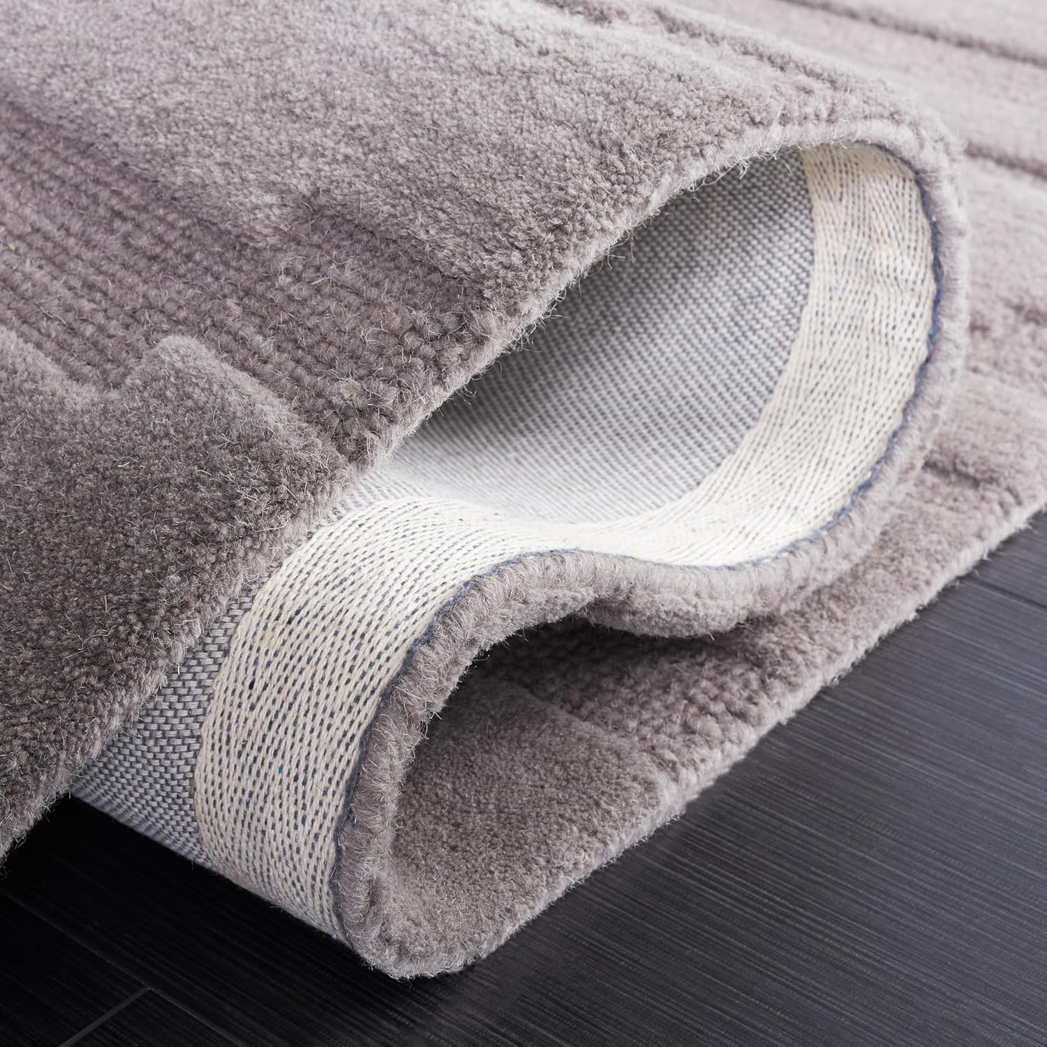 SAFAVIEH Chatham Collection Area Rug - 5' x 8', Grey, Handmade Textured Stripe Wool, Ideal for High Traffic Areas in Living Room, Bedroom (CHT301F)