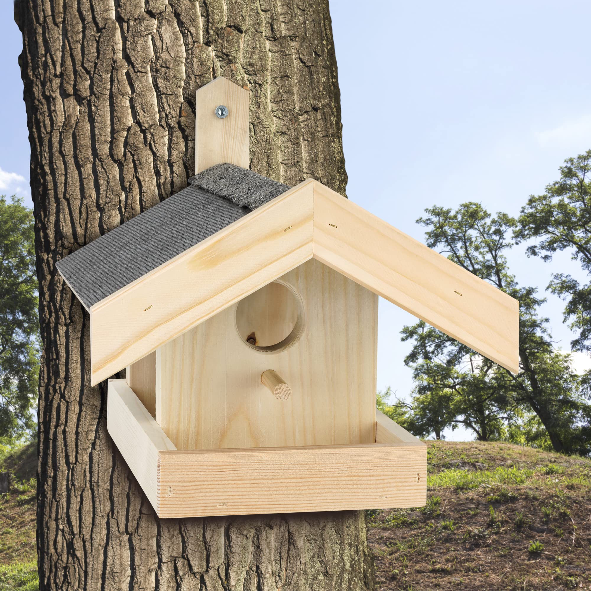 Vogelhaus für Vogelfutter mit Veranda für den Garten – „Made in Germany“ mit positivem sozialen Beitrag