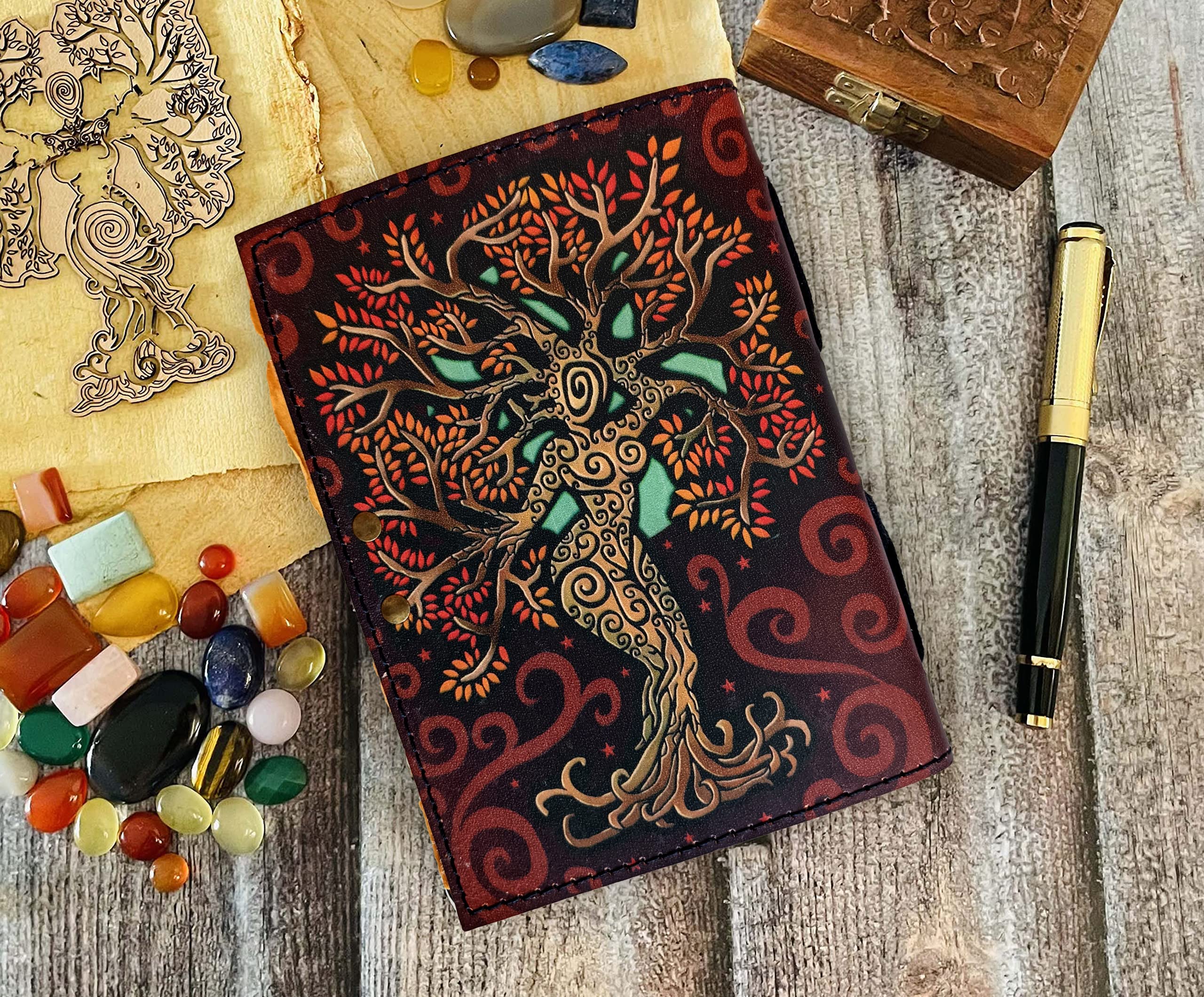 Al Hazza Handicrafts Leeres Zauberbuch der Schatten – Tagebuch mit Schlossverschluss – Hexereibedarf – handgefertigtes Vintage-Tagebuch aus Leder – geprägtes Gebet Heidnisch – Wicca-Notizbuch täglich