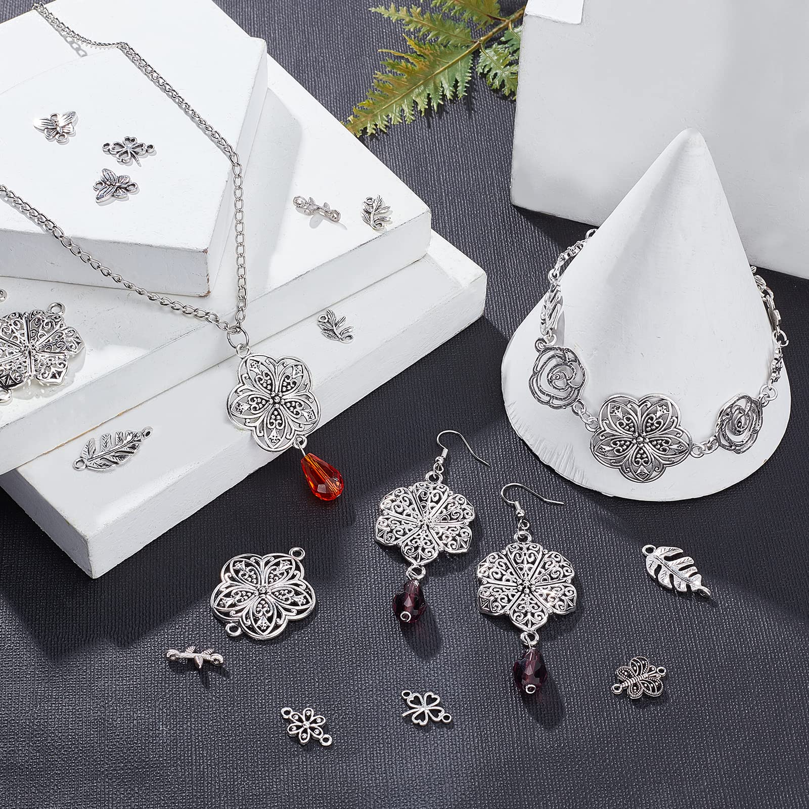 SUNNYCLUE - 20 Connettori E Charms In Acciaio Inox - Foglia, Fiore, Farfalla, Libellula - Oro E Argento - Per Gioielli Fai-da-te - 2
