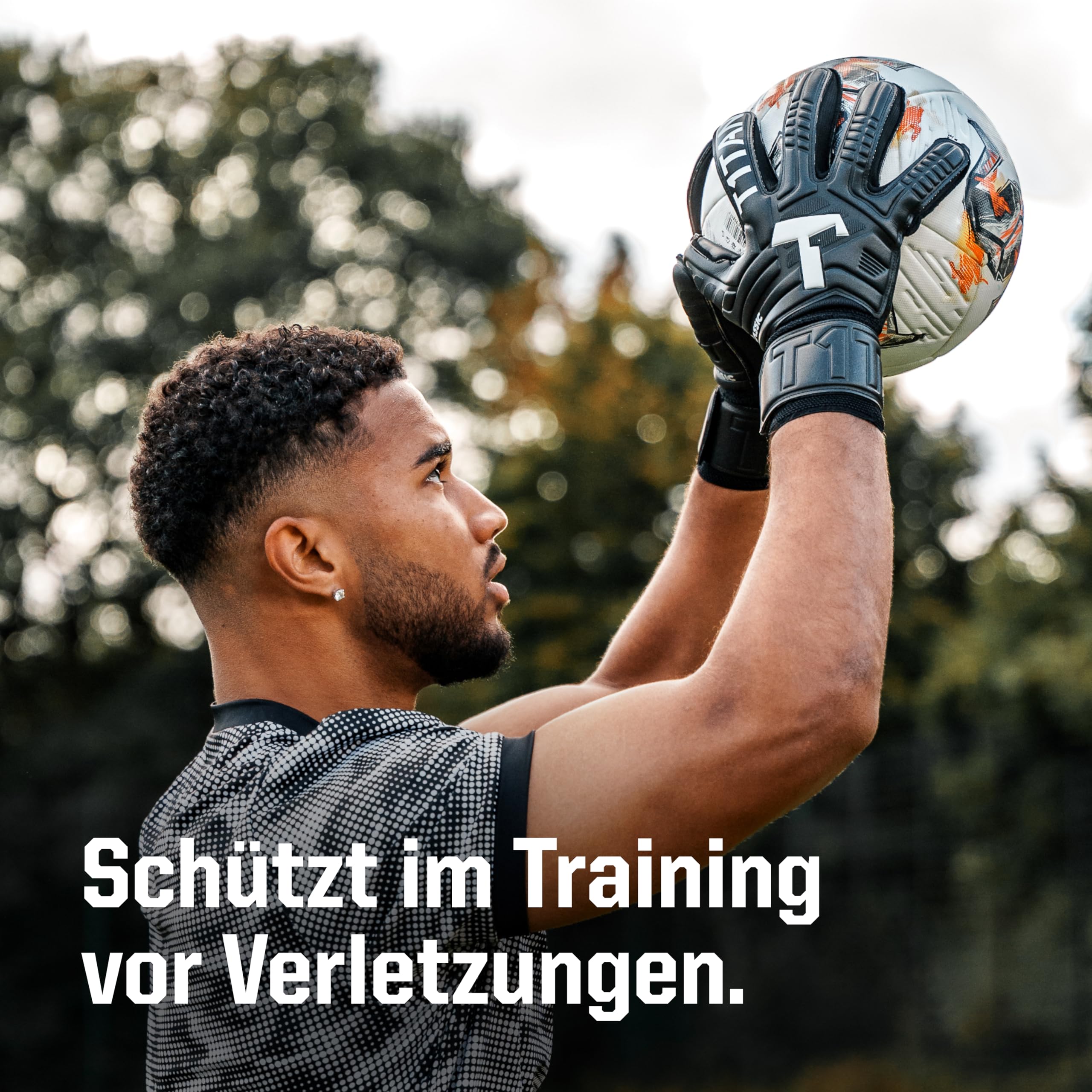 T1TAN Training Torwarthandschuhe Kinder, Herren Classic White Out, Fingerschutz Gr. 4-11, Torhüterhandschuhe Erwachsene, Tormannhandschuhe Jugendliche, Torwarthandschuhe Kinder, 5-15+ Jahre