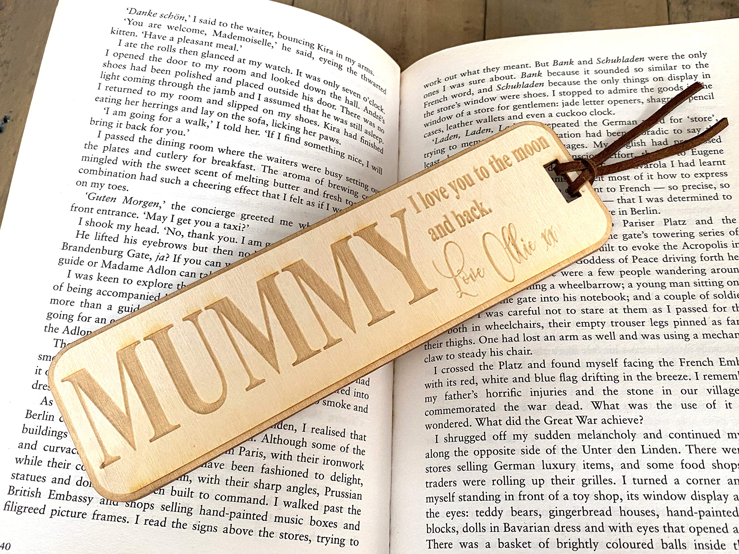 Personalised Mummy Gift Wooden Bookmark with Sentiment