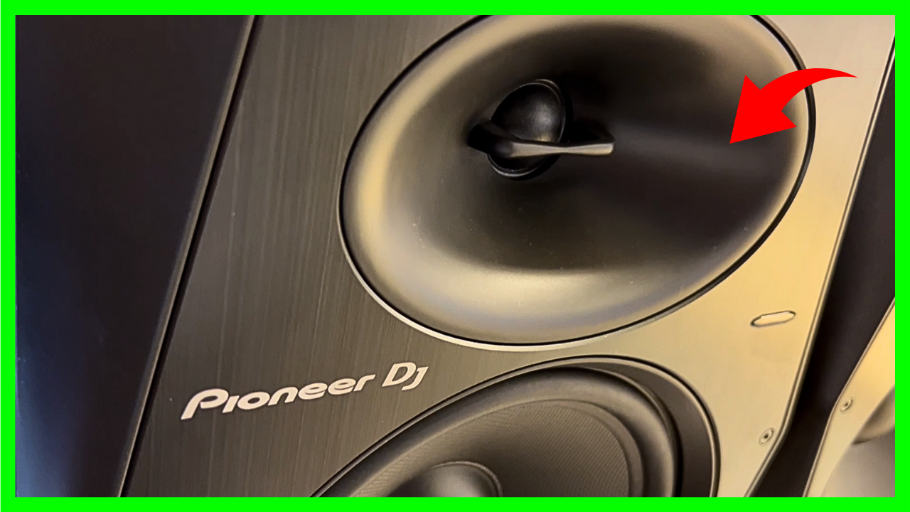 Watch 3 Things You Should Know About The Pioneer DJ VM-70 on
