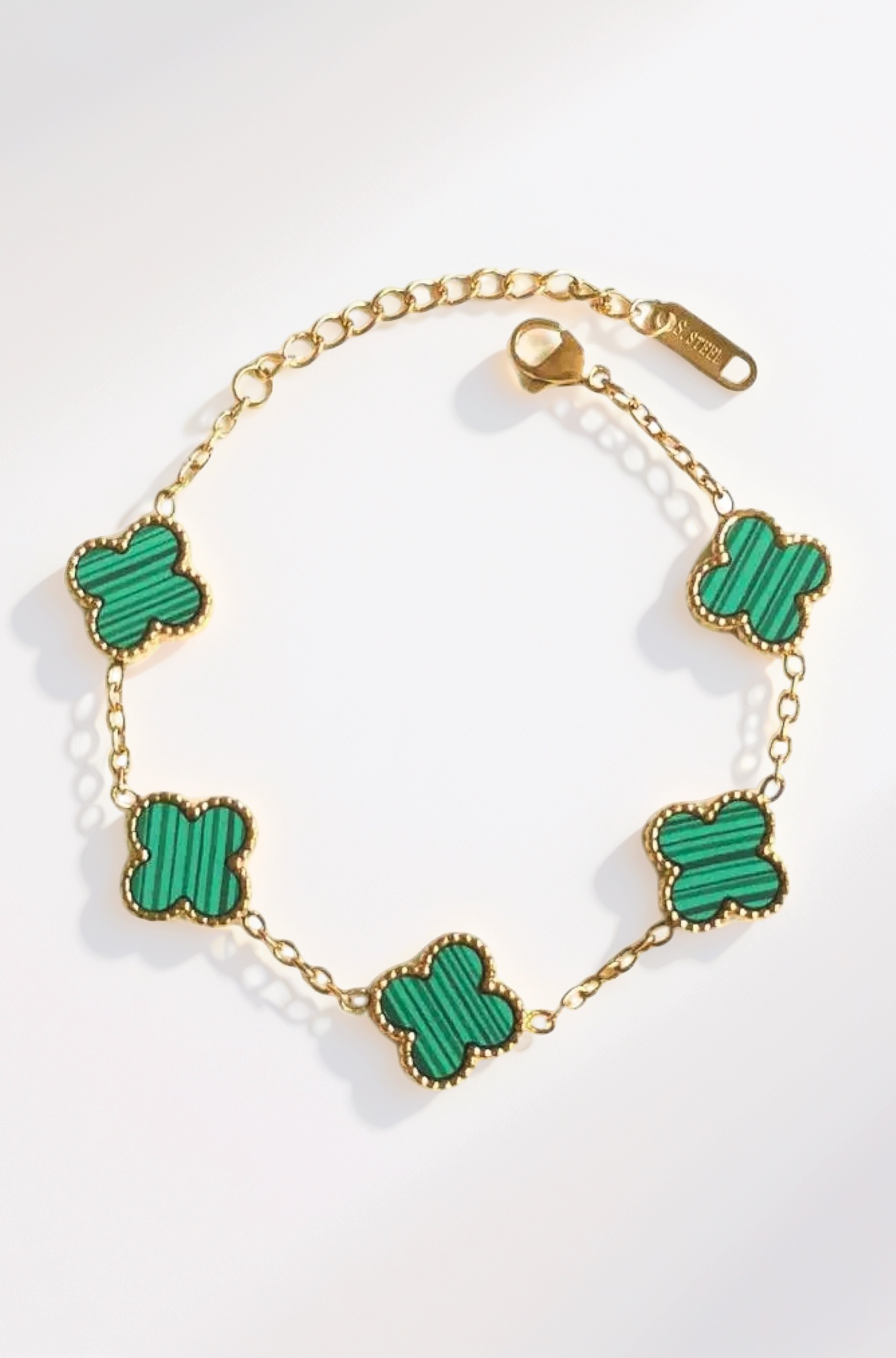 Clover Anti Tarnish Bracelet for Women Stylish | Stainless Steel Bracelet for Woman | Fashion Jewellery for Women Aesthetic Accessories for Girls Chain Bracelet Gold