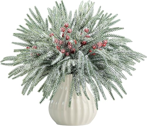 Miniatura 10 de Watayo - 45 piezas de ramas artificiales de pino de Navidad con tallos de bayas rojas, hojas de pino verde perenne de Norfolk falsas de 10.5" (26.67