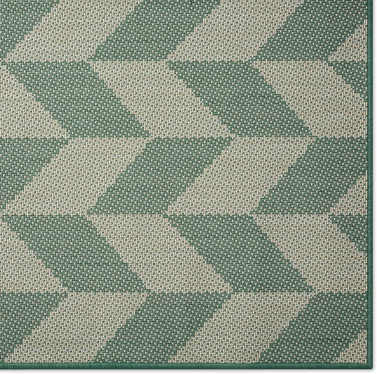 Nicole Miller New York Patio Country Calla Contemporary Herringbone Indoor/Outdoor Area Rug, Beige/Green, 7'9"x10'2"