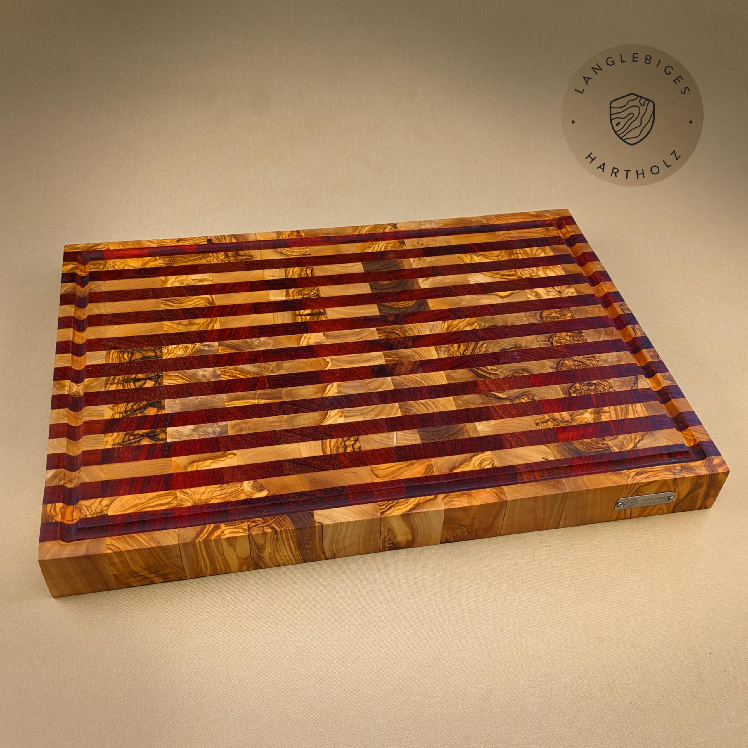DAS OLIVENHOLZBRETT®Mosaik/Streifen Schneidebrett mit Saftrille 40x30x4,5cm | Luxus Hirnholzbrett aus Olivenholz - Stirnholz/Massiv/Rechteckig/Saftrinne/ Saftrille/hochwertiges Küchenbrett!