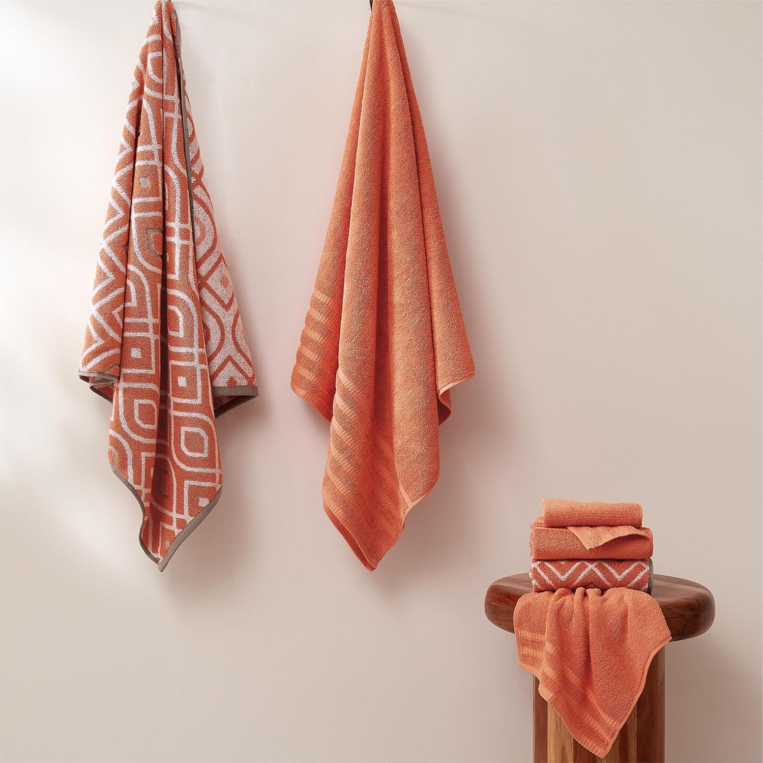 Modern Threads Classic Diamond 6-Piece 100% Cotton Towel Set – Yarn Dyed Jacquard – Includes 2 Bath Towels, 2 Hand Towels, 2 Washcloths – Absorbent, Quick Dry, Soft & Durable – Rust Orange