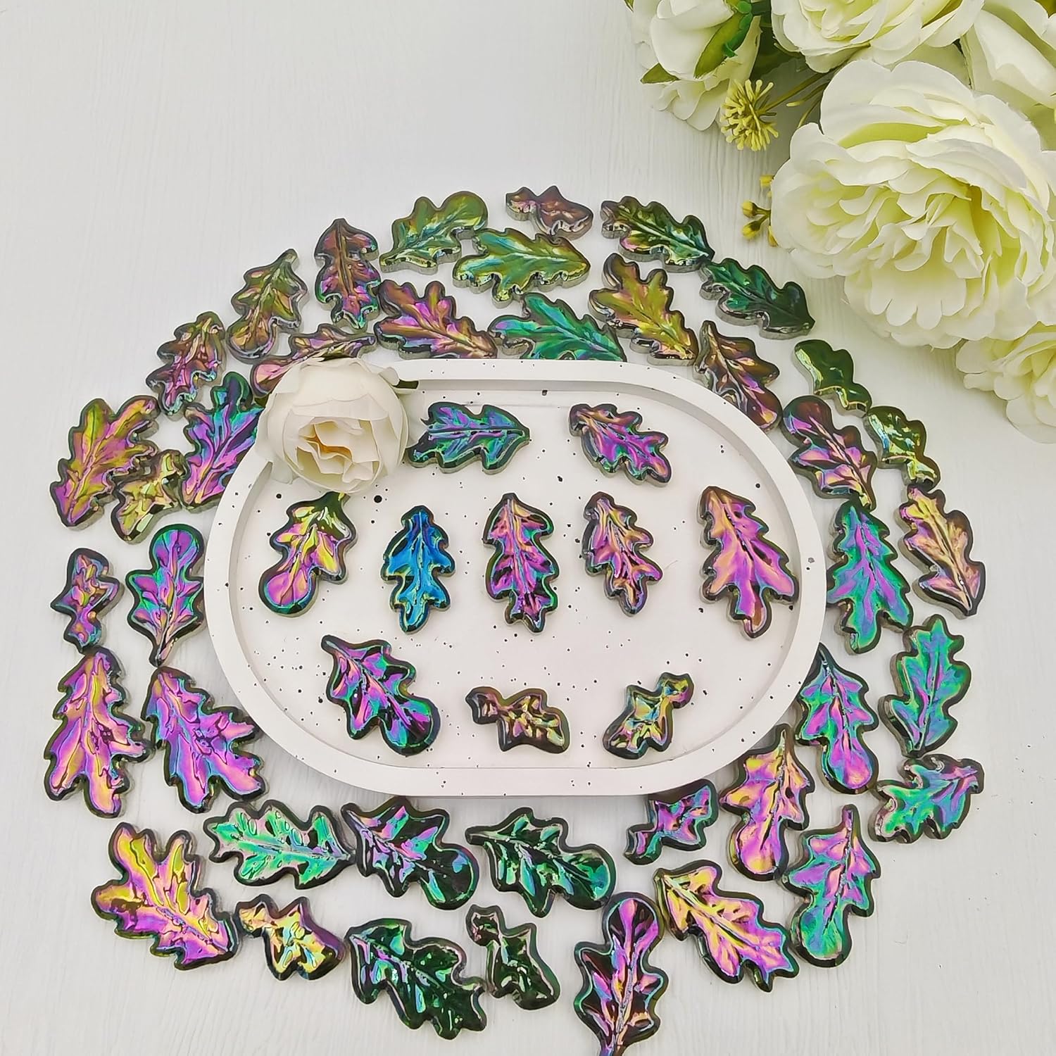 Wavy Leaf-Shaped Ceramic Mosaic Tiles,500g/1.1lb Ceramic Mosaic Pieces for Home Decoration or DIY Crafts,Mosaic Puzzle or Mosaic Making Supplies. (Iridescent Dark Green)