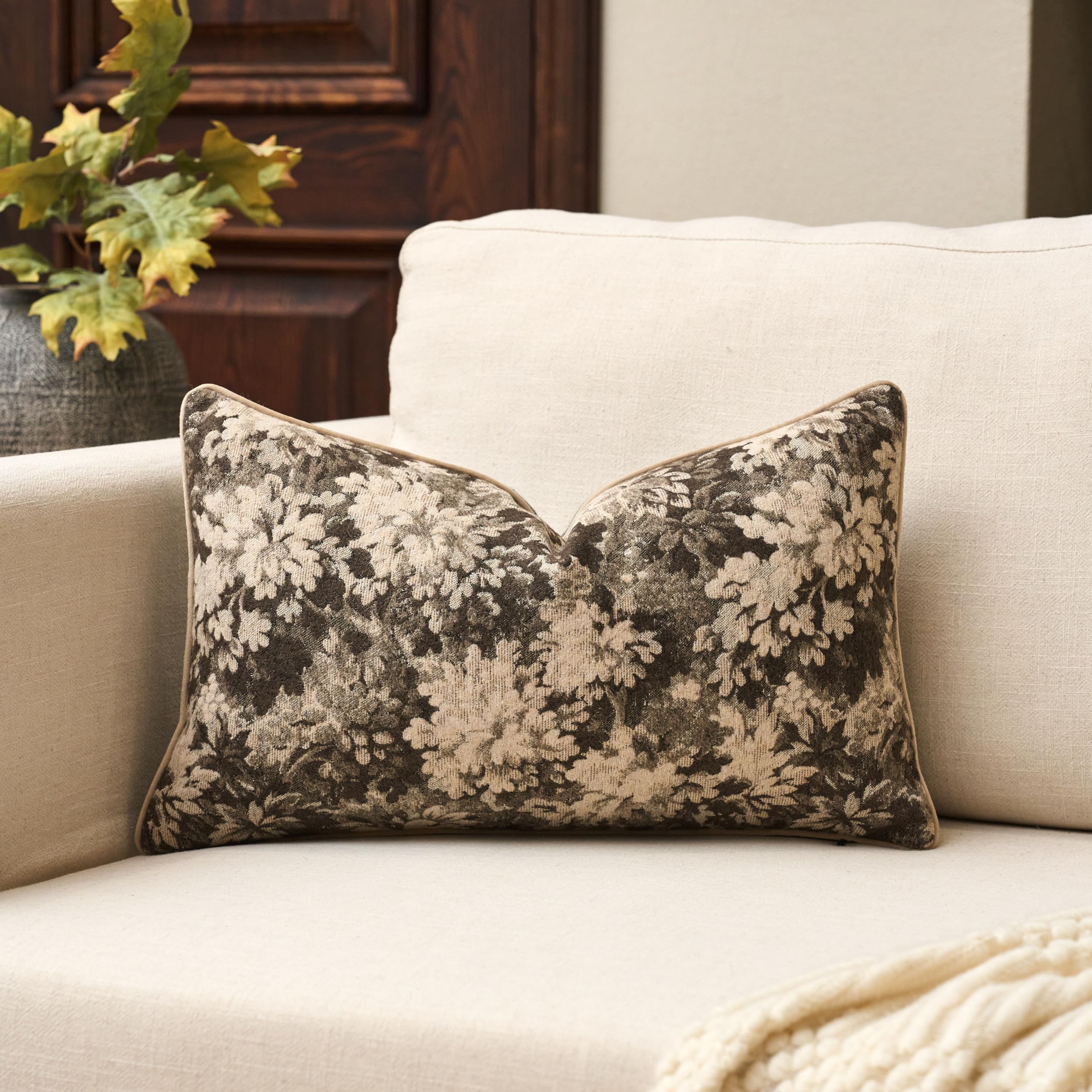 Yangest Neutral Floral Pillow Cover 12 x 20 Inches, Vintage Chenille Rectangle Throw Pillow Cover Soft Decorative Farmhouse Accent Couch Pillow Cover
