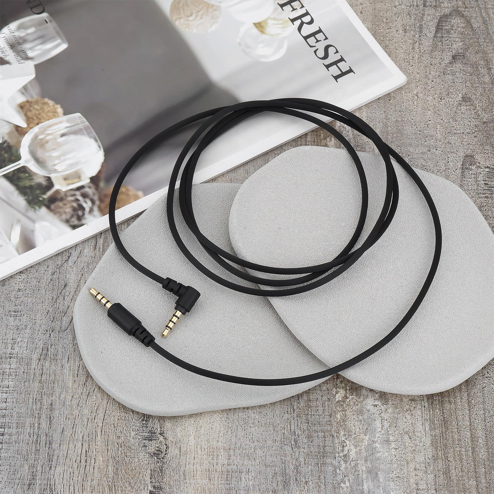 Create idea 1 x wygięty kabel audio 3,5 mm do gniazda 3,5 mm, kompatybilny z Razer BlackShark V2 Pro, kompatybilny ze słuchawkami do gier Razer Nari Ultimated 7.1 z dźwiękiem przestrzennym