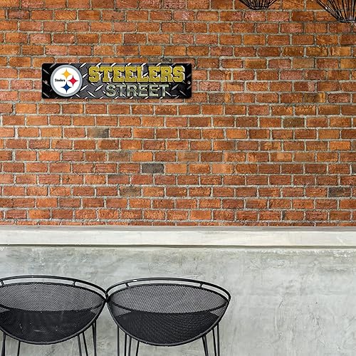 Miniatura 16 de Rico Industries All Sports Champions Plastic 4" x 16" Street Sign