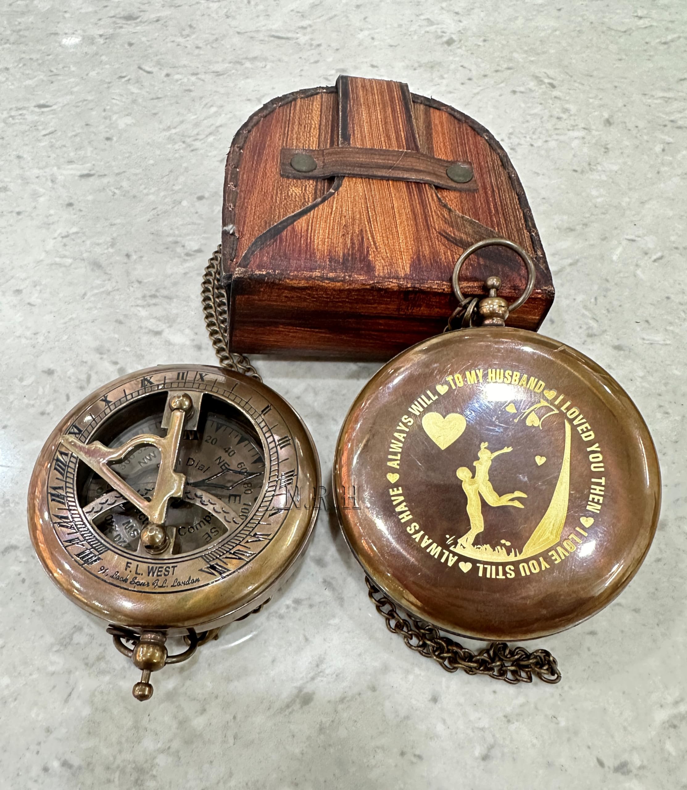 Bussola Sundail incisa da 7,6 cm con scatola in pelle, regalo per tuo marito, anniversario, matrimonio, regalo per fidanzato militare
