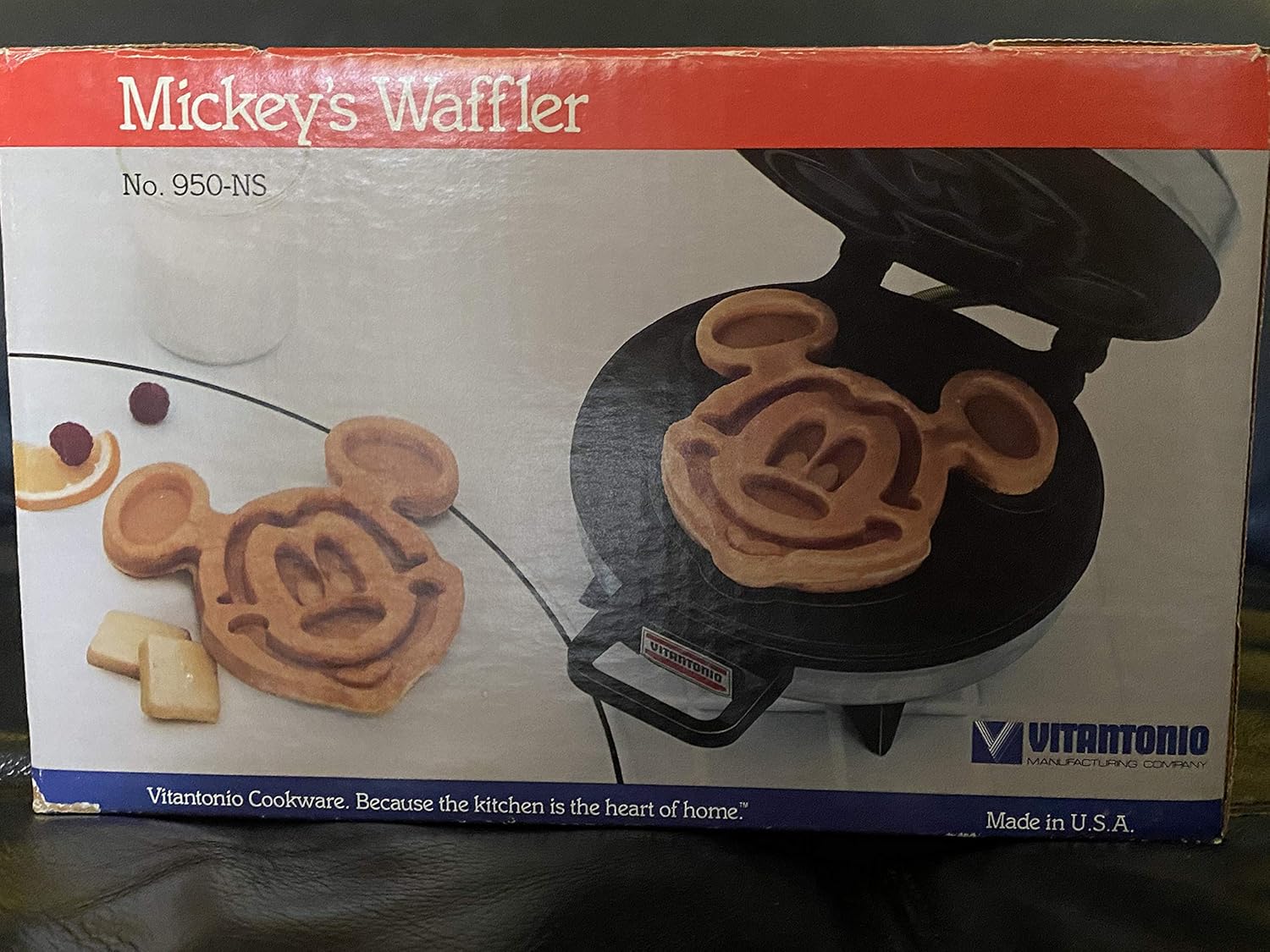 Vtg Vitantonio Mickey Mouse Disney Waffle Maker Model 950 Mickey's