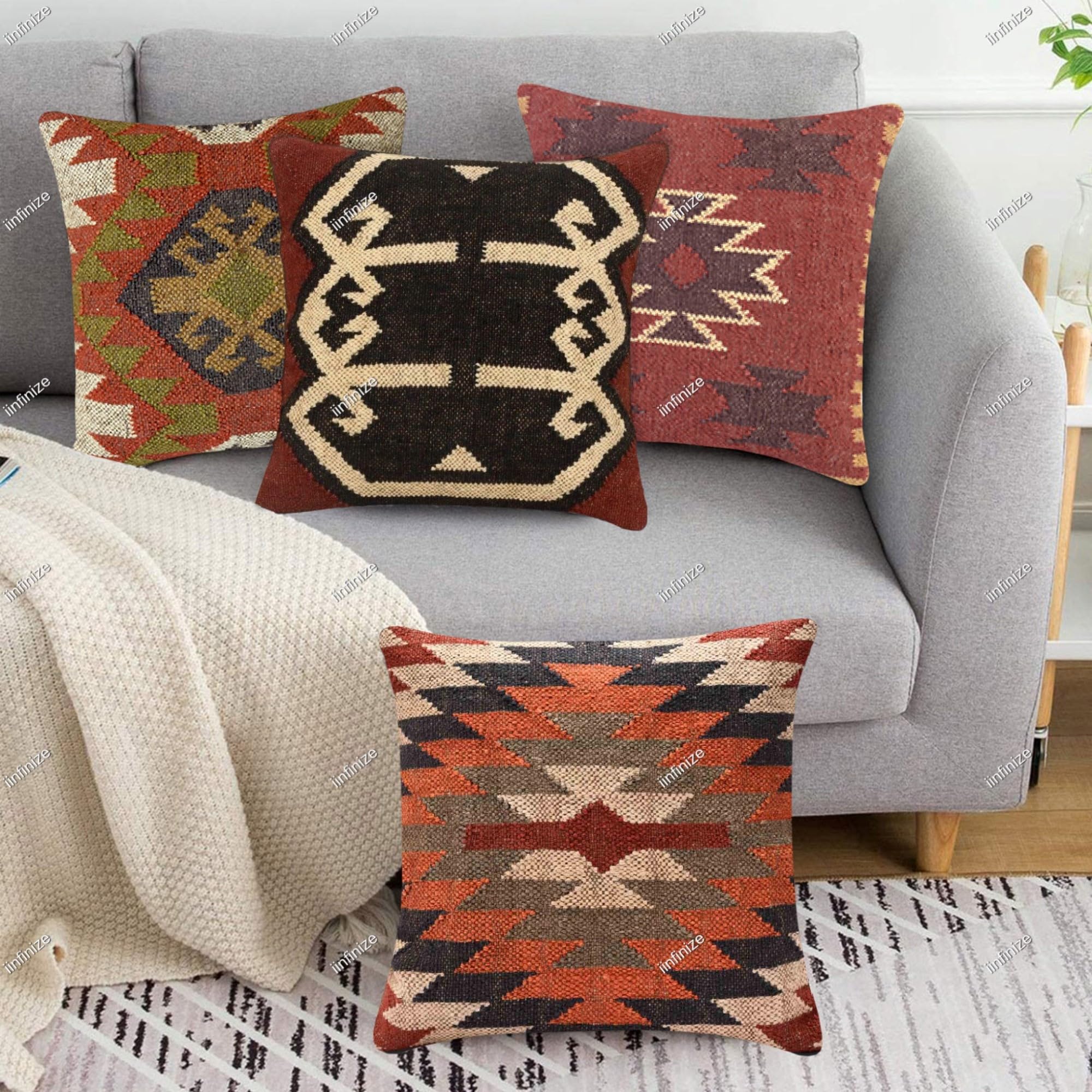 Coussin ethnique en jute 45x45 pour décorer un salon de jardin bohème