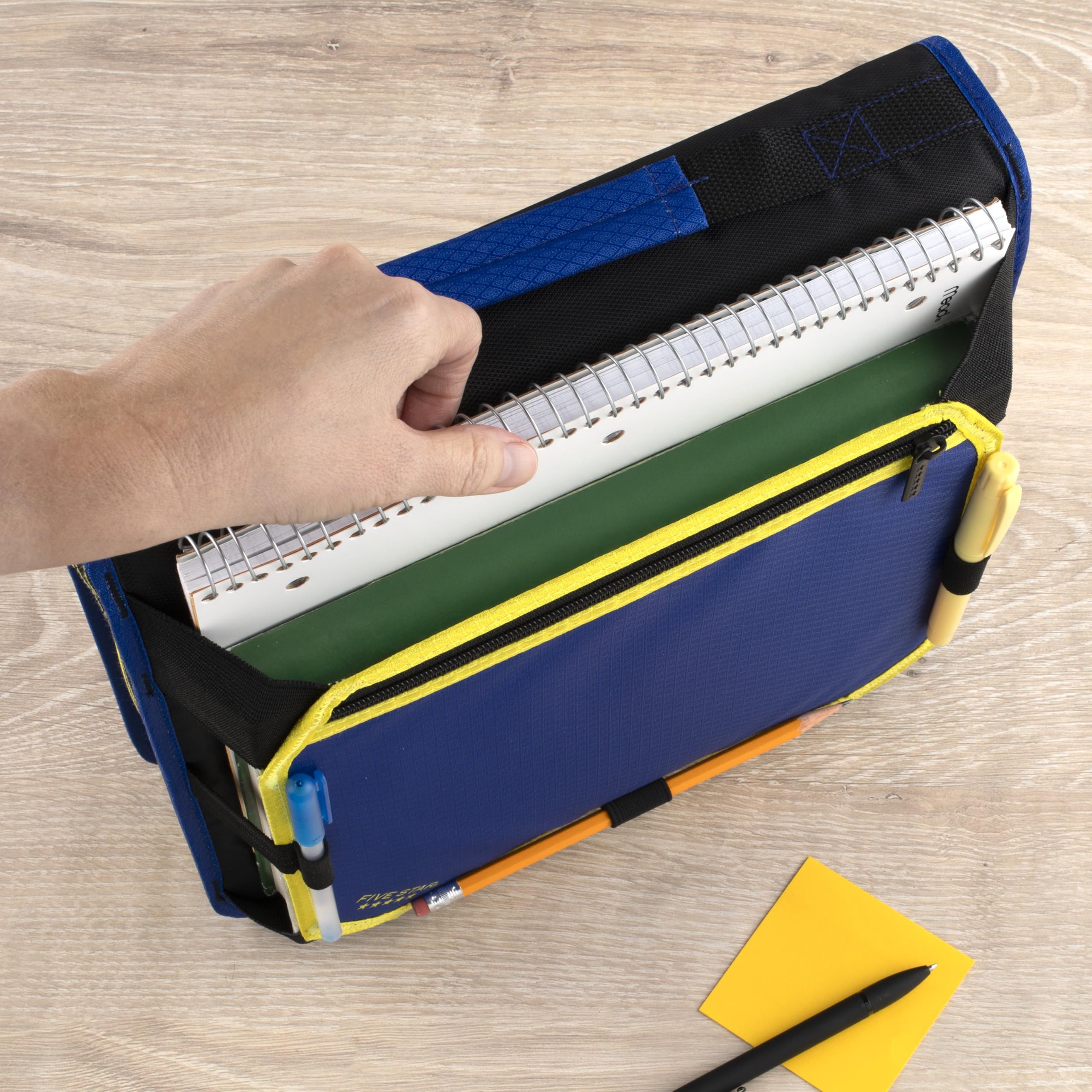 Five Star Carpeta con cremallera de 2 pulgadas para juntas tóricas con panel de expansión y carpeta de archivos expandible de 5 pestañas, capacidad de 580 hojas, explosión cósmica (290520M)