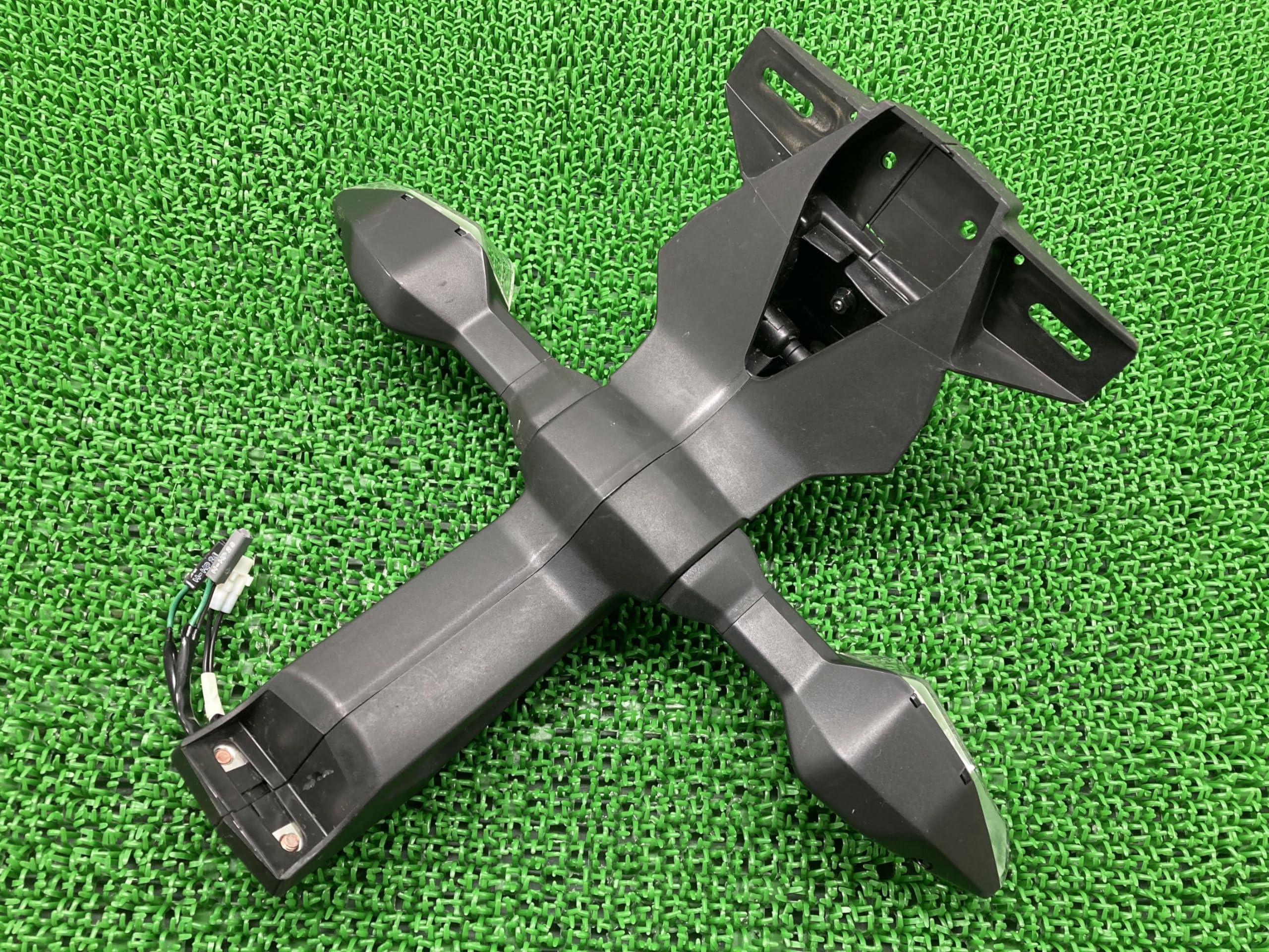 Amazon | ZX-6R リアフェンダー ZX636G-005*** カワサキ 純正 中古