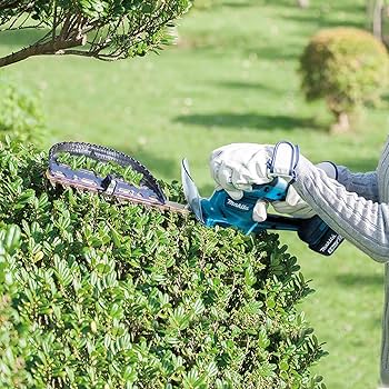マキタ MUH267DRF 充電式生垣バリカン 18V3Aバッテリー及び充電器付 Amazon | マキタ(Makita) 260ミリ充電式生垣バリカン 18V3Ah