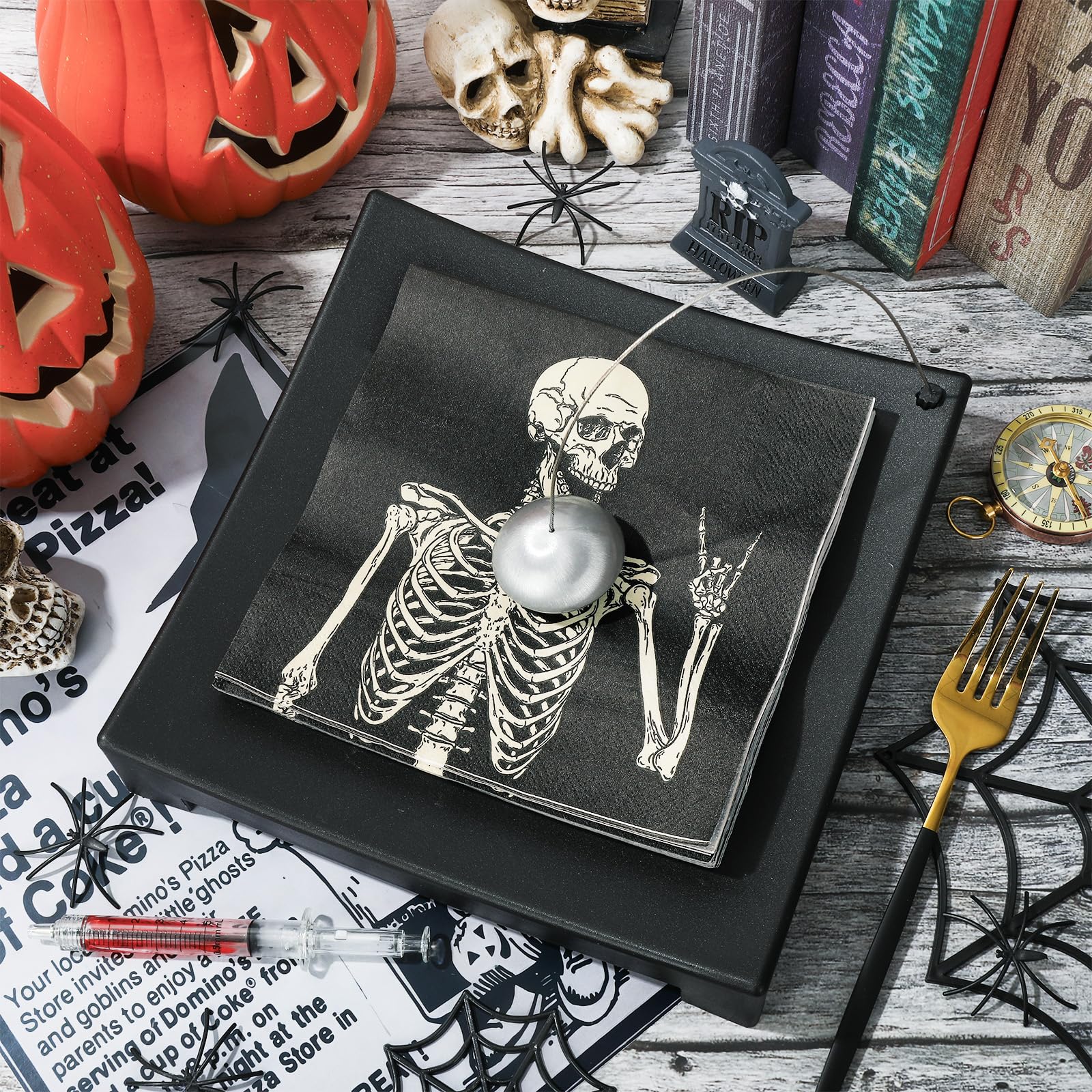 JarThenaAMCS 100 servilletas de papel de Halloween con diseño de esqueleto sonriente, servilletas negras para cena, servilletas de mano para el hogar, fiesta, decoración de mesa