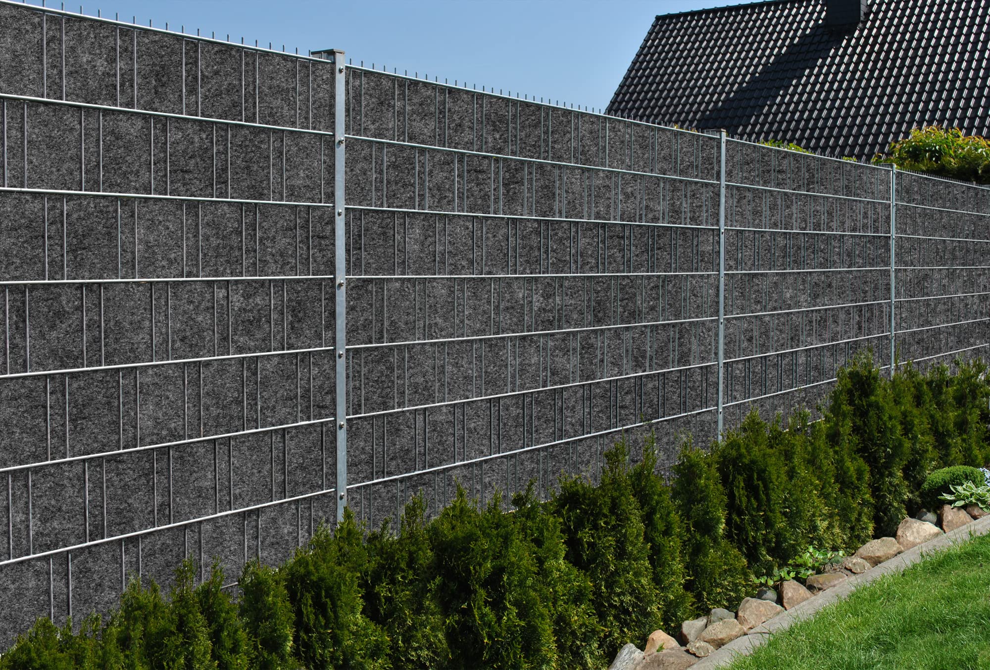 Sichtschutzstreifen aus Techno-Vlies - nachhaltiger Sichtschutz für Doppelstabmattenzaun - hochwertiger Windschutz 26 m x 19 cm - Sichtschutz-Rolle - Florenz (Grau)