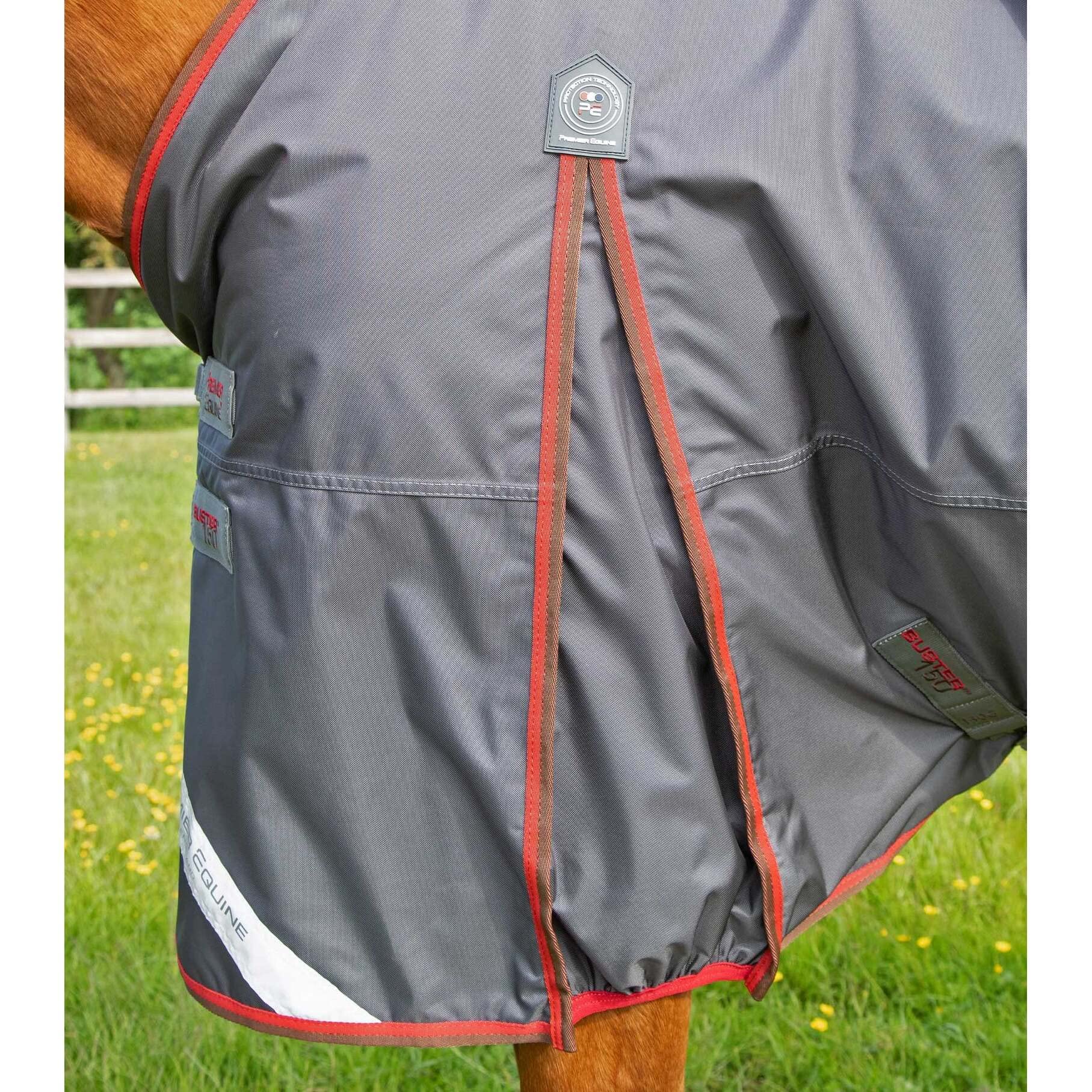Coperta impermeabile per cavalli con copricollo Premier Equine Buster 150 g