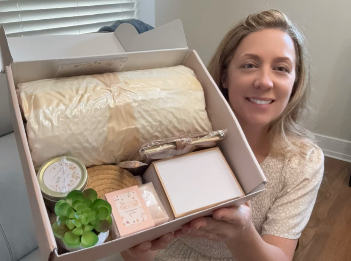 Watch What is inside this beautiful box ? on Amazon Live