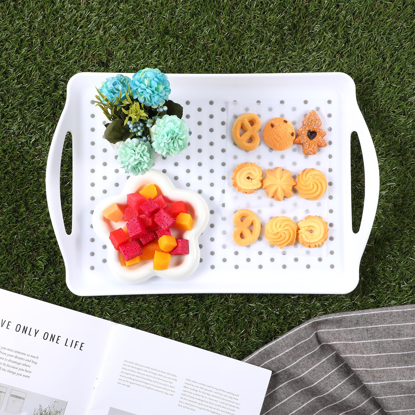Paquete de 2 bandejas rectangulares grandes antideslizantes para servir, bandeja para servir con asas, bandejas de silicona para comer, bandejas de regazo para cena, aperitivos, frutas, postres,