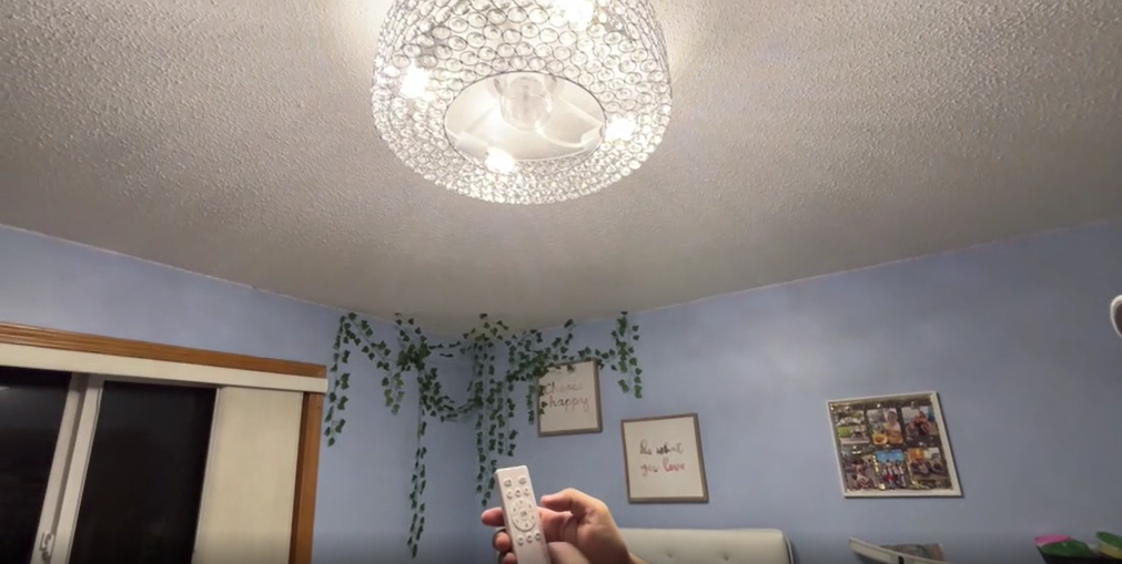 MeZeYo Modern Crystal Ceiling Fan with Light Remote Control, 19.6