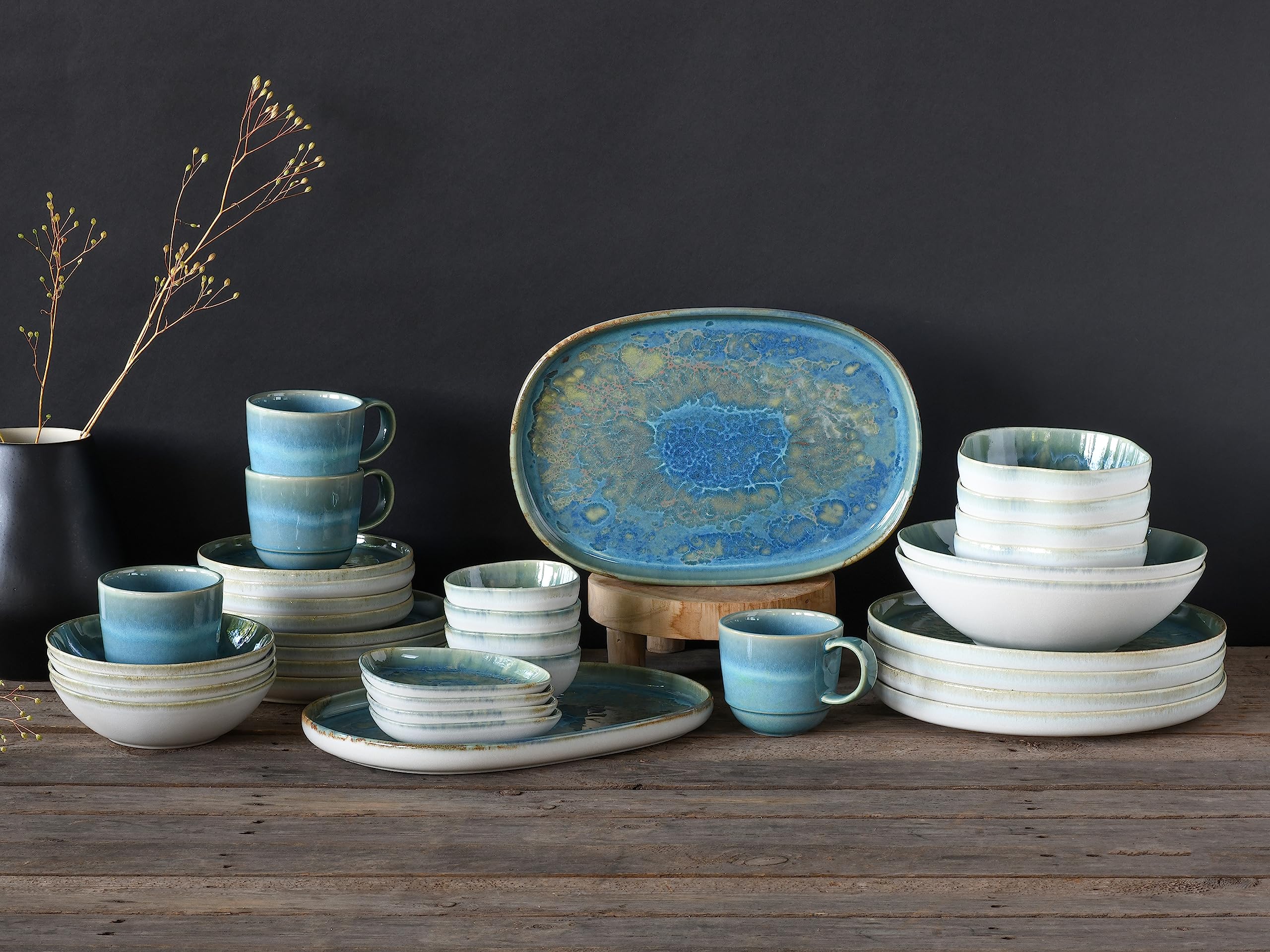 Creatable, 21516, Serie Yuki, 2-teiliges Geschirrset, Servierplattenset aus Steinzeug, spülmaschinen- und mikrowellengeeignet, Made in Portugal
