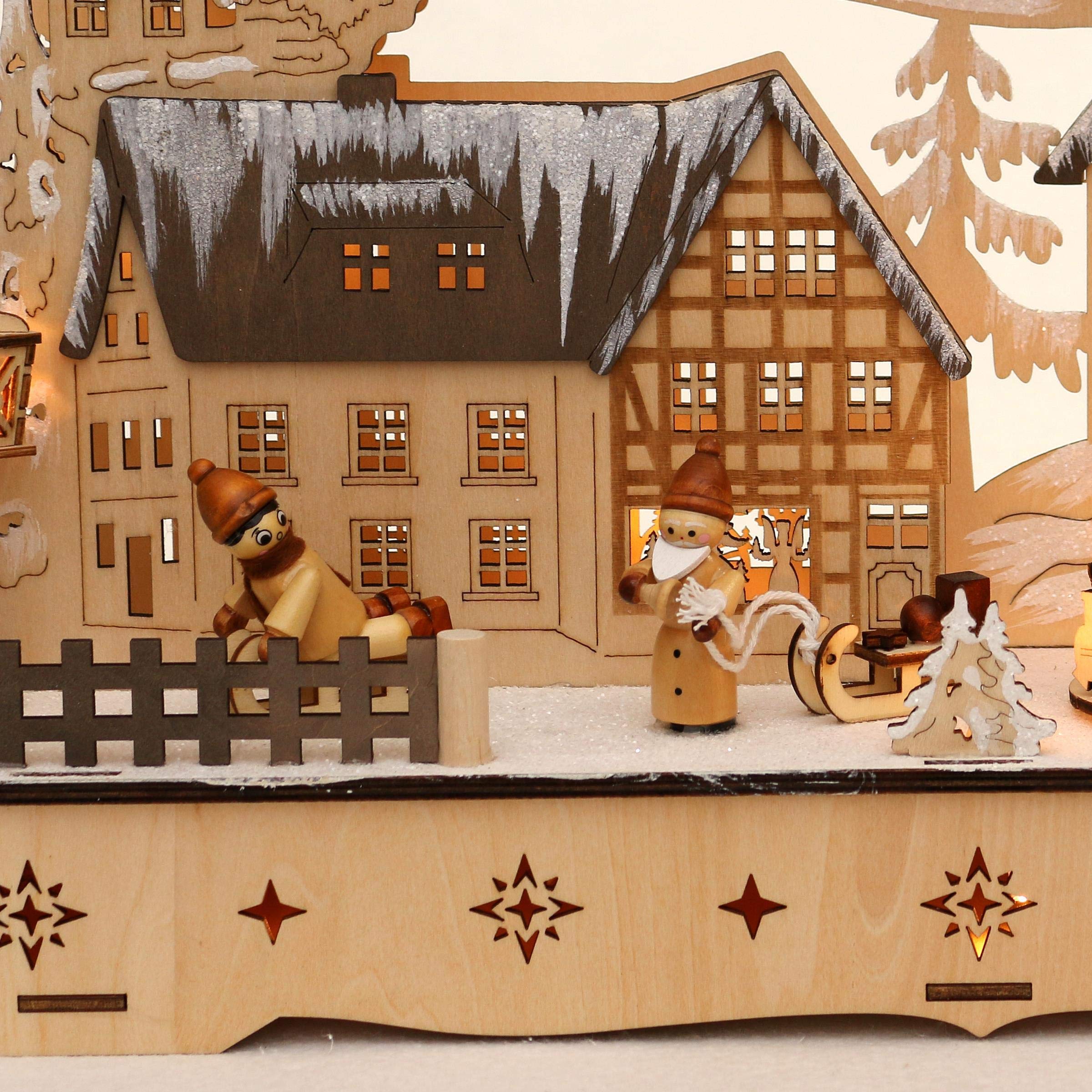 Dekohelden24 ***LED Holz Schwibbogen mit bewegtem Weihnachtsbaum, Motiv: Weihnachtsmann und Schneekinder, L/B/H ca. 45 x 12 x 35 cm, für Batterie- oder Adapterbetrieb.