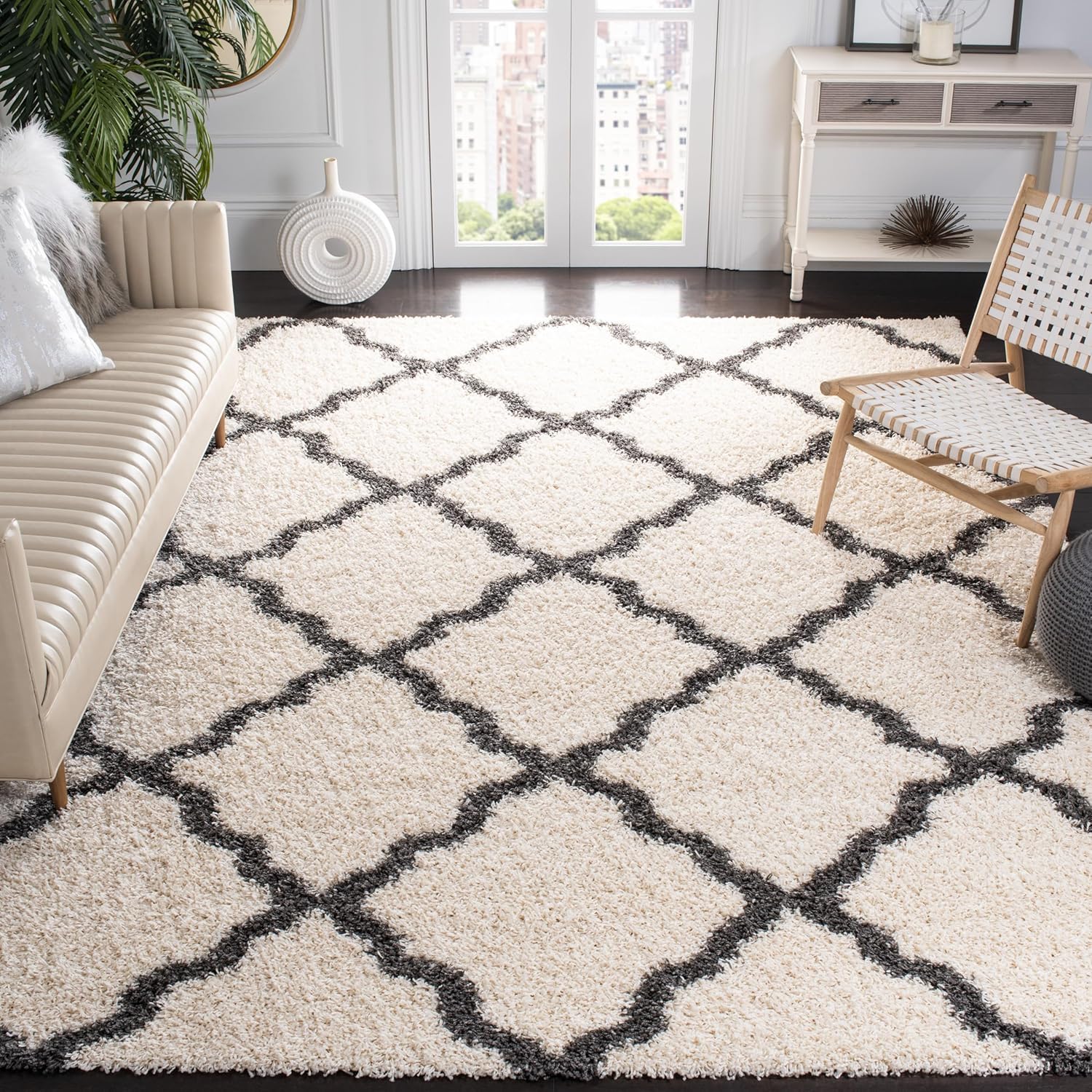 SAFAVIEH Dallas Shag Collection Area Rug – 8′ x 10′, Ivory & Dark Grey, Trellis Design, Non-Shedding & Easy Care, 1.5-inch Thick Ideal for High Traffic Areas in Living Room, Bedroom (SGD257H)