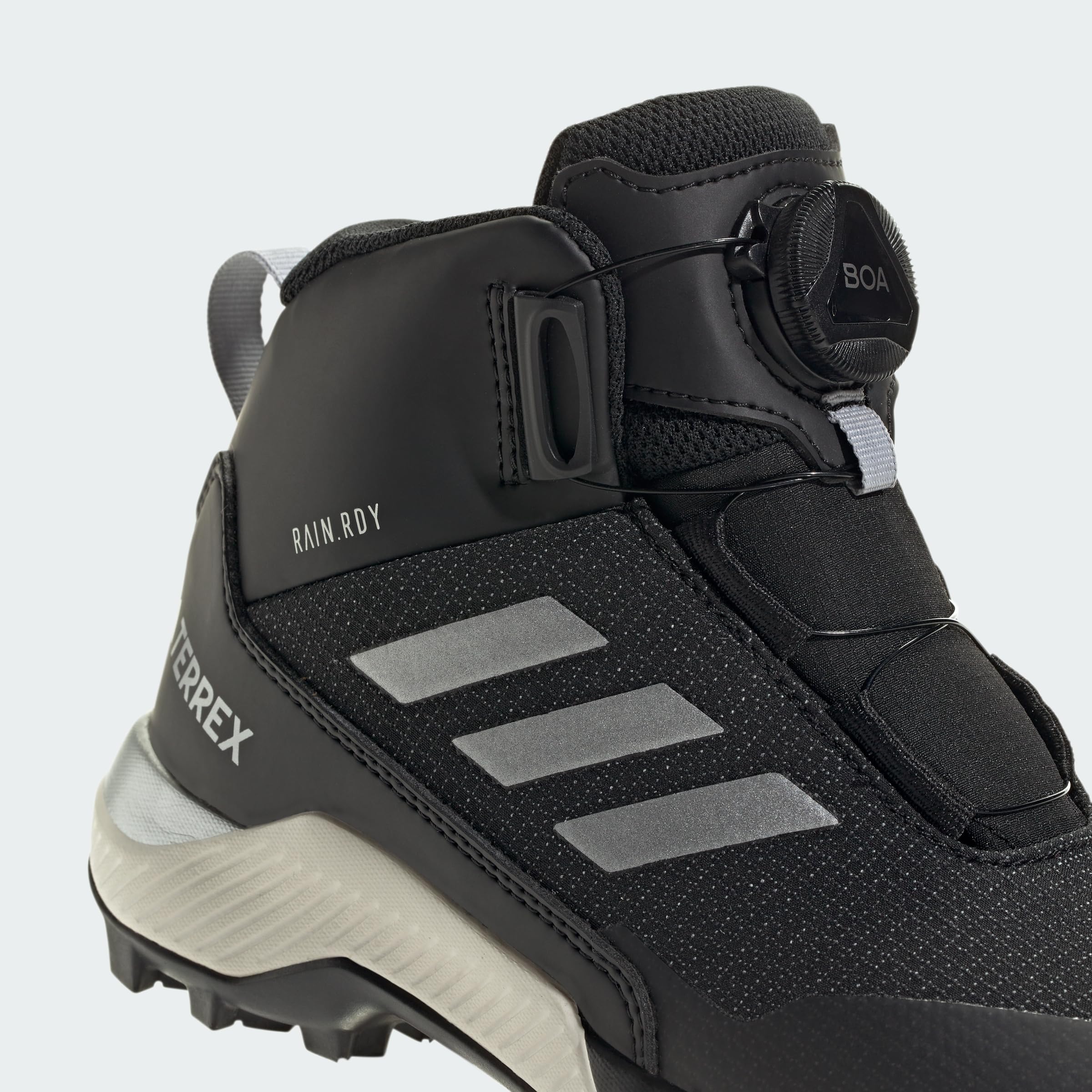 adidas Kids' Chaussure de randonnée Hiver Terrex Mid BOA Rain.RDY