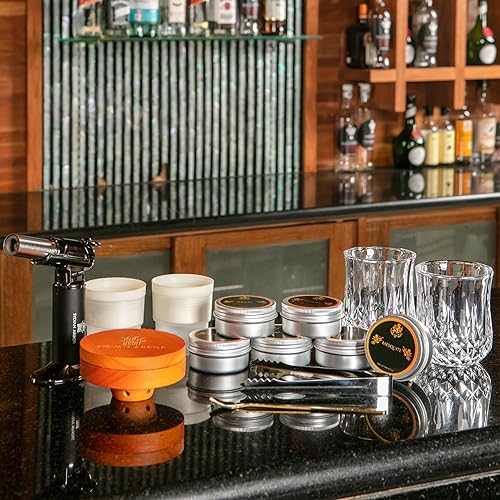 Miniatura 2 de Silva Imbue - Kit de ahumador de whisky con antorcha, 6 chips de madera, tapa de roble, vasos, moldes de hielo, herramientas de bar y libro de