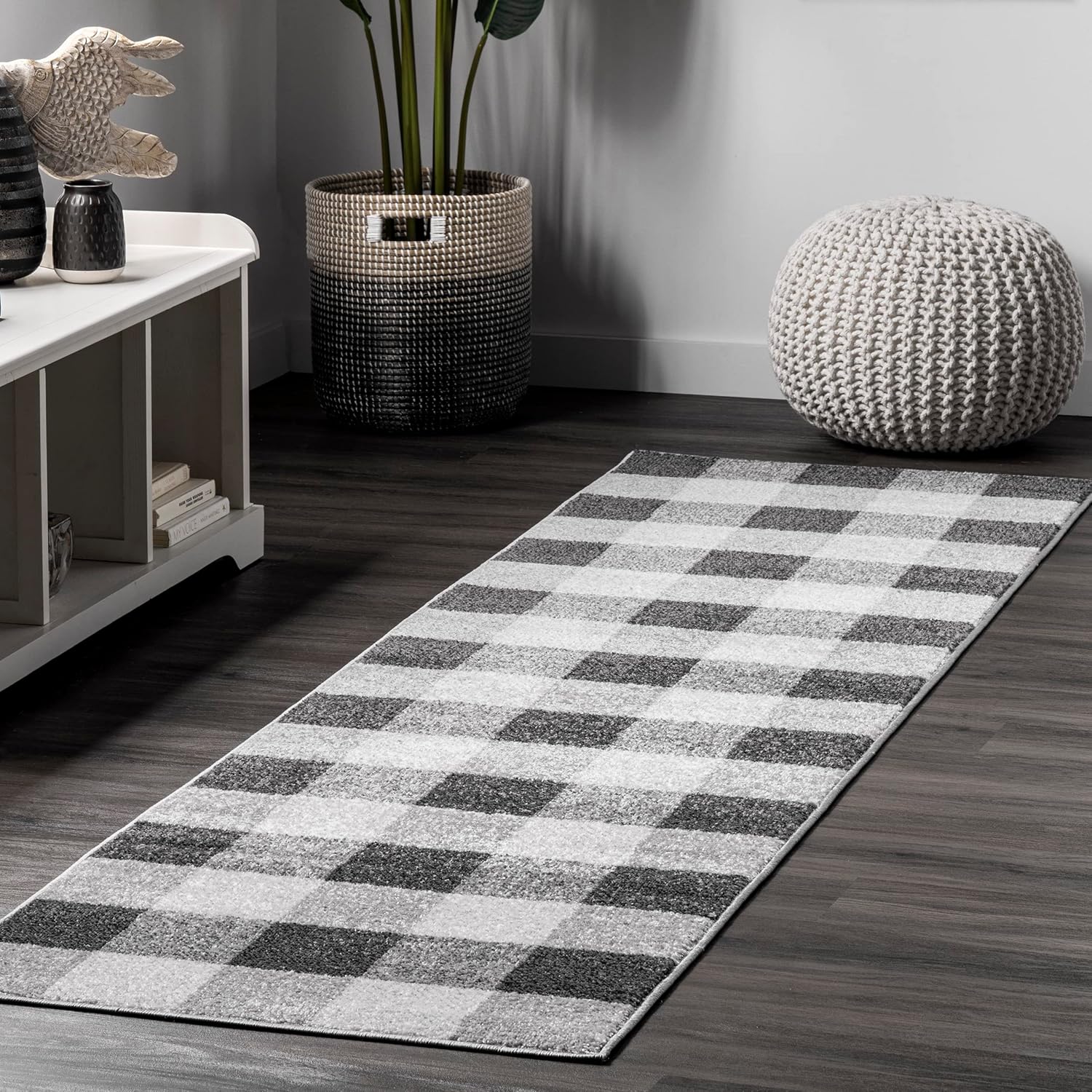 Nuloom Aisha Grey/Ivory, 2'5" x 9'6", Buffalo Plaid, Comfy and Soft, High Traffic, Stain Resistant, Durable, Non-Shed Runner for Bedroom, Living Room, Dining Space, Den, Foyer, Entryway