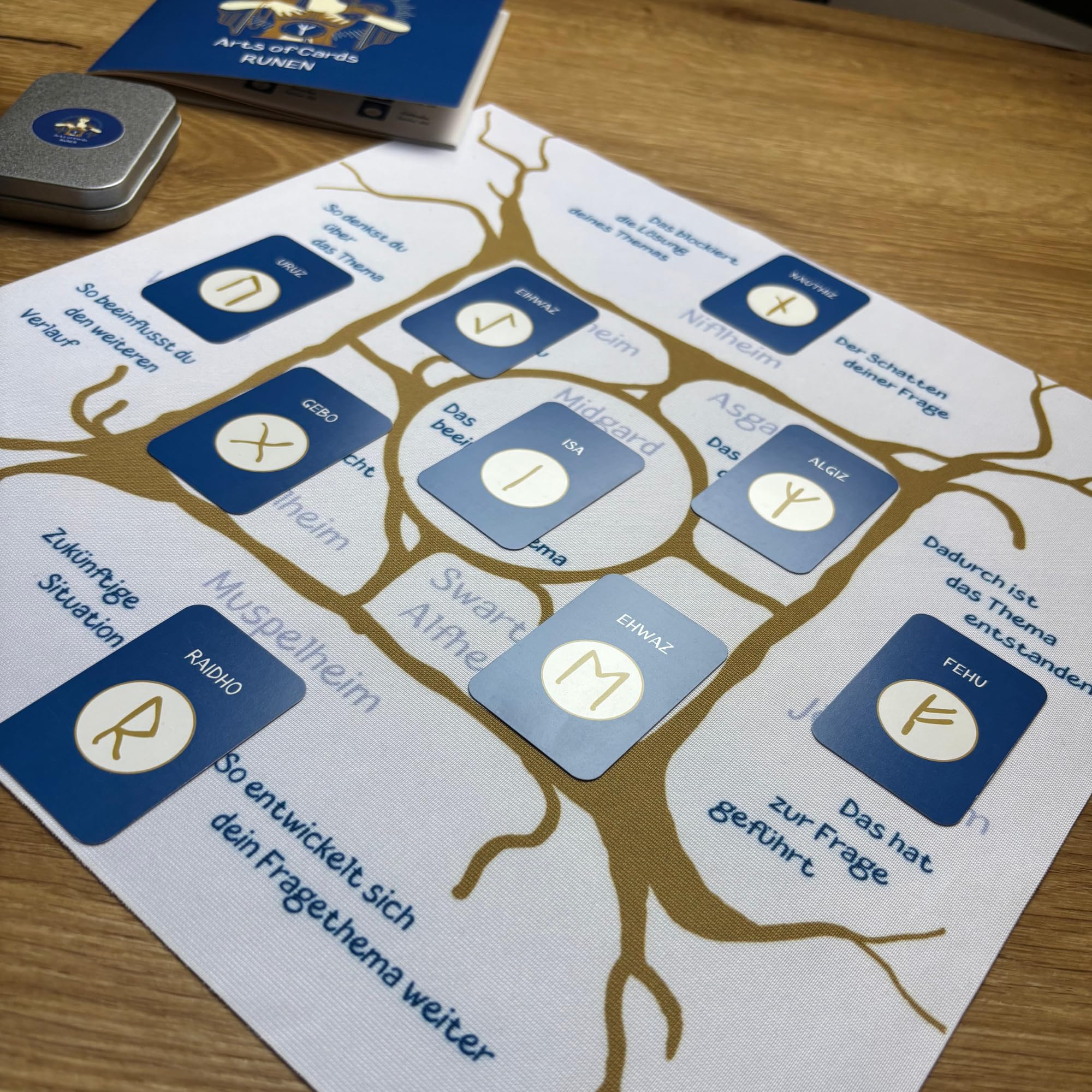 Runen Orakel Set Runenkarten Runentuch und Booklet mini Karten und Tuch