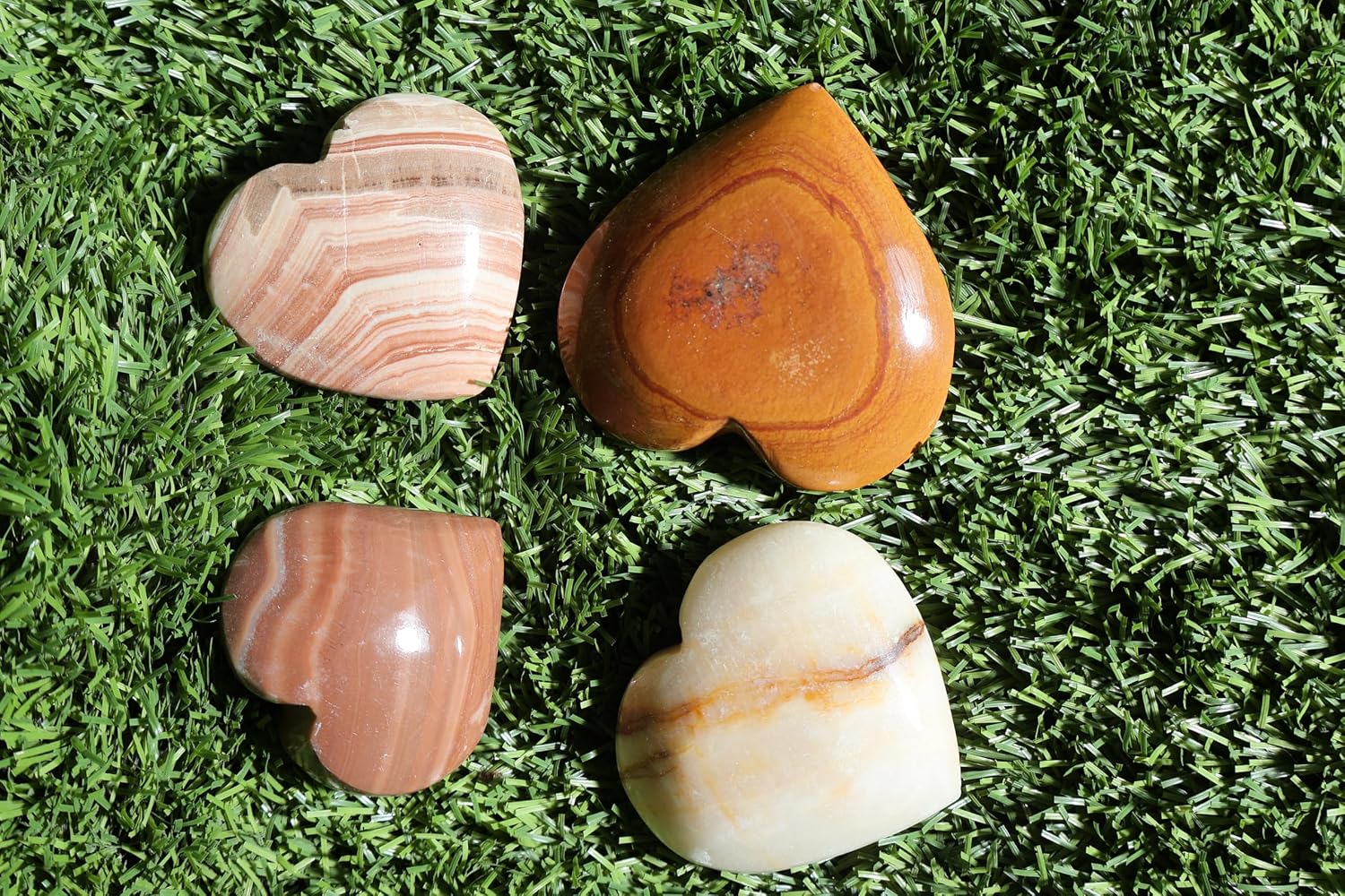 4 Pieces of Natural Agate Heart-Shaped Stones - Assorted Agate Types and Colors - Unique Gifts for Energy and Decor A161