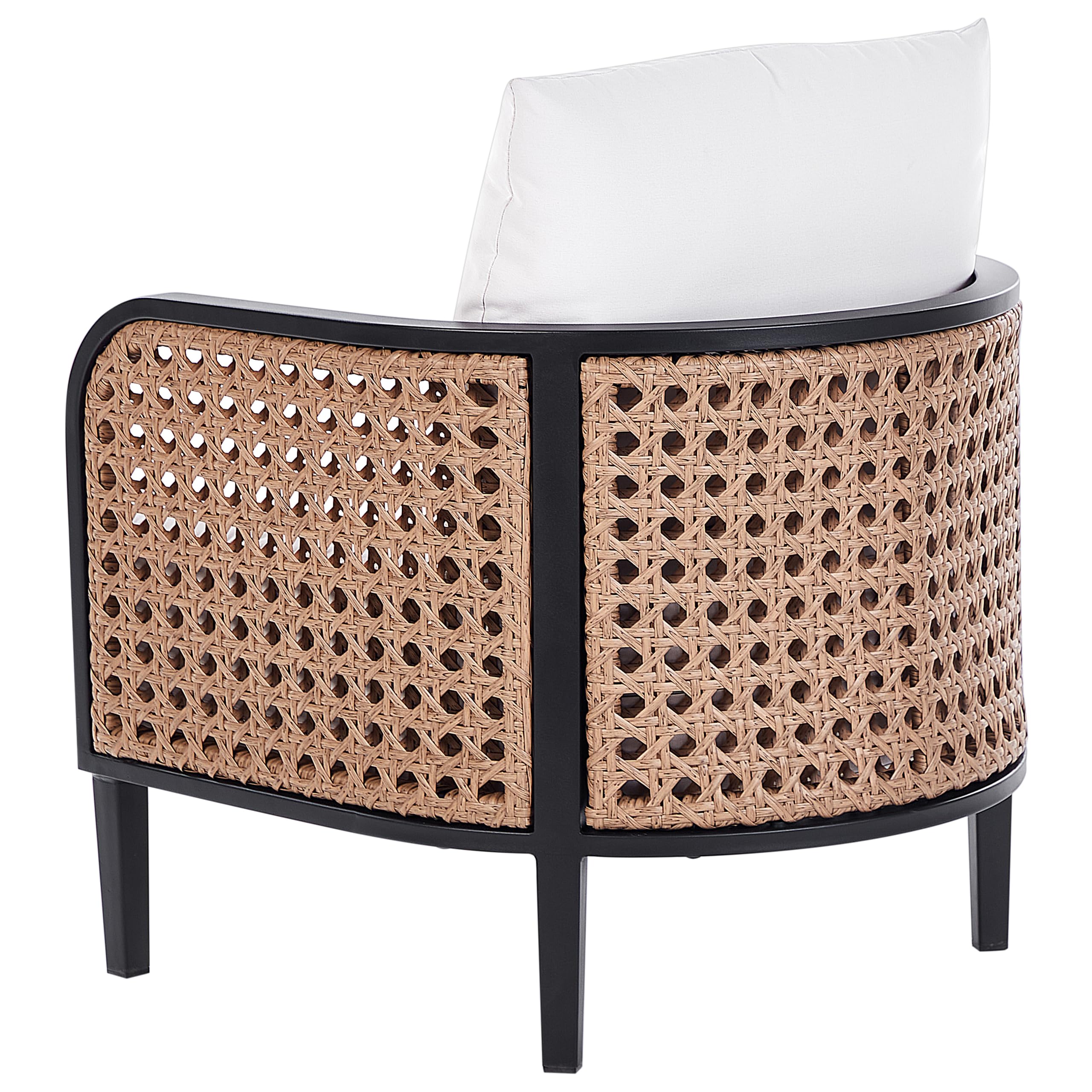 Beliani Sillón de jardín Exterior Metal de Aluminio con Cojines Gruesos Blanco Crema Impermeable Respaldo Trenza vienesa ratán sintético Montefalco
