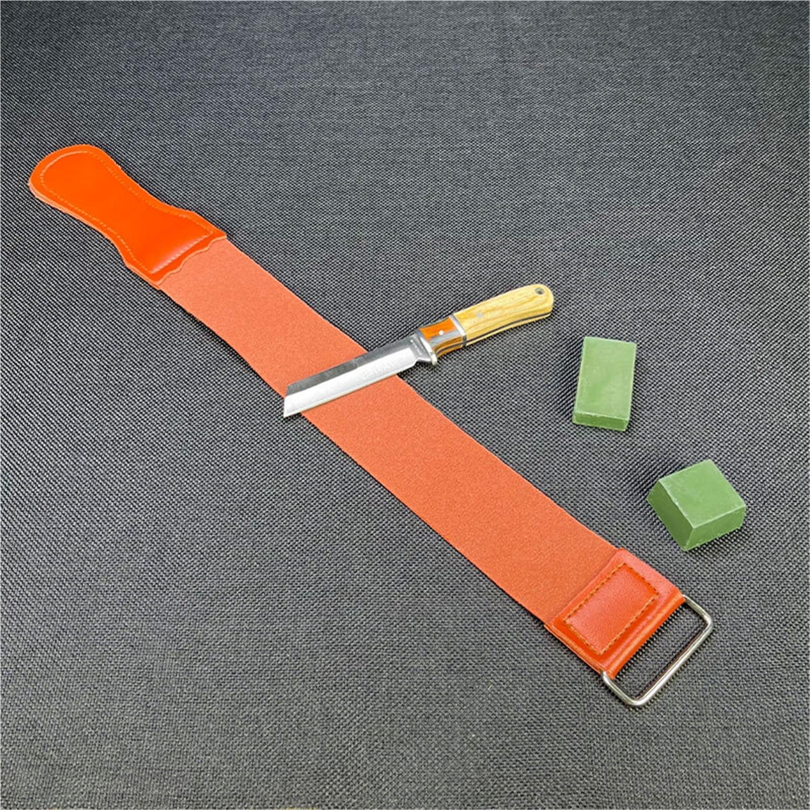 Coramella per Affilatura Cinturino in pelle for affilatura rasoio a mano libera, in da barbiere con composto lucidante Per Rasoi, Affilatura Coltelli E Scalpelli(Leather 2 compoundB5)