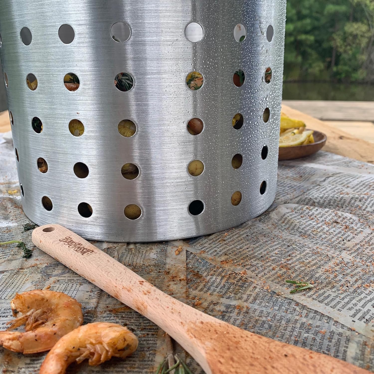 Perforated Aluminum Turkey Fryer Basket – Steam, Boil & Fry Basket for 30-Quart Turkey Fryer Pots – Seafood, Shrimp, Corn & Vegetable Boiling Basket – 11" x 12.75