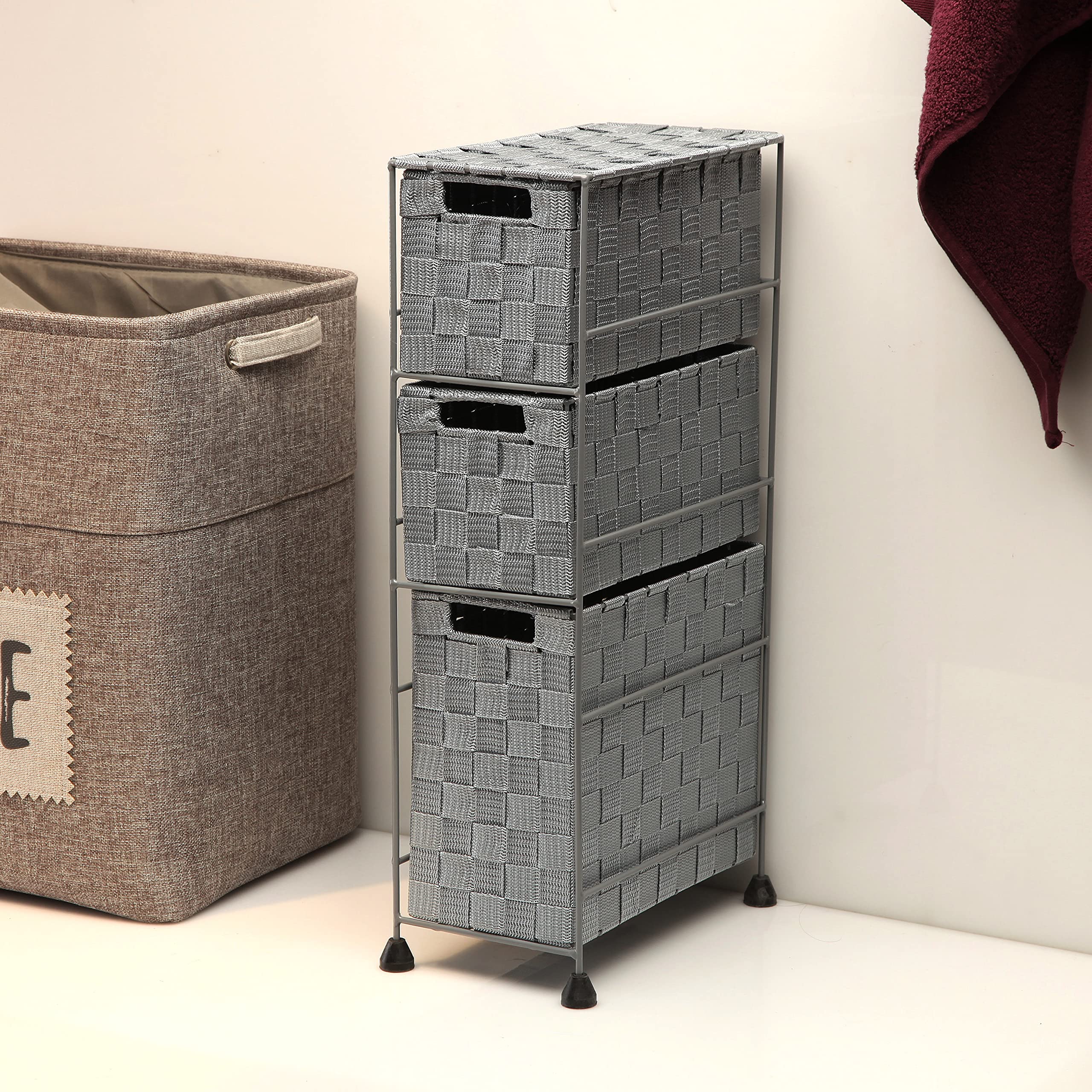 Versa Mannheim Mueble para el Baño Auxiliar, Cajonera con 3 cajones para organizar, Almacenaje Moderno y Divertido, Medidas (Al x L x An) 57 x 28 x 15,5 cm, Metal y Nylon, Color Gris Claro